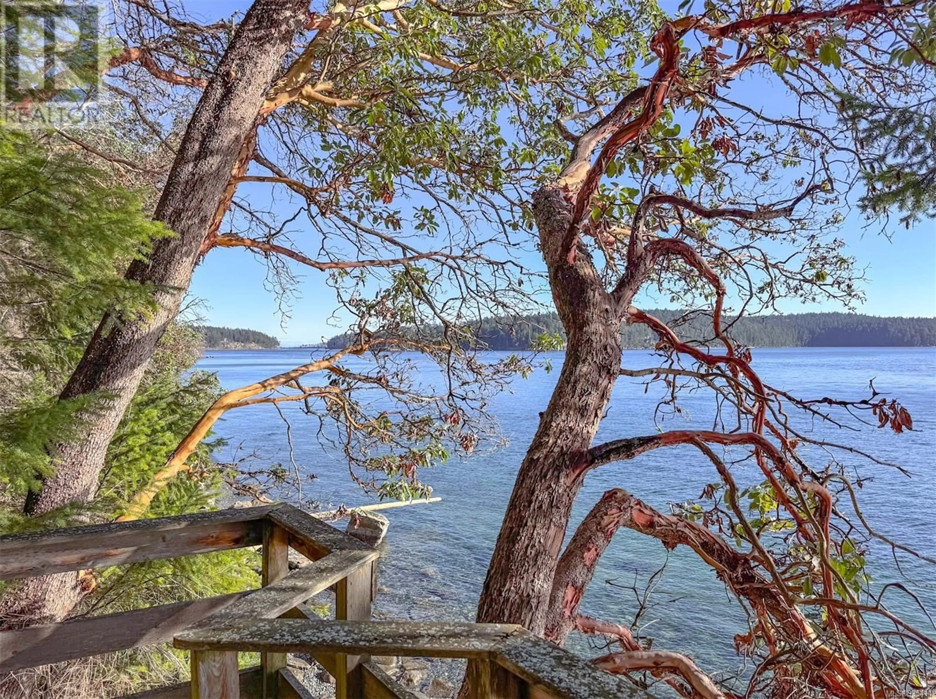 Stairs for 2645 Islands View Dr, Gabriola Island British Columbia V0R1X7