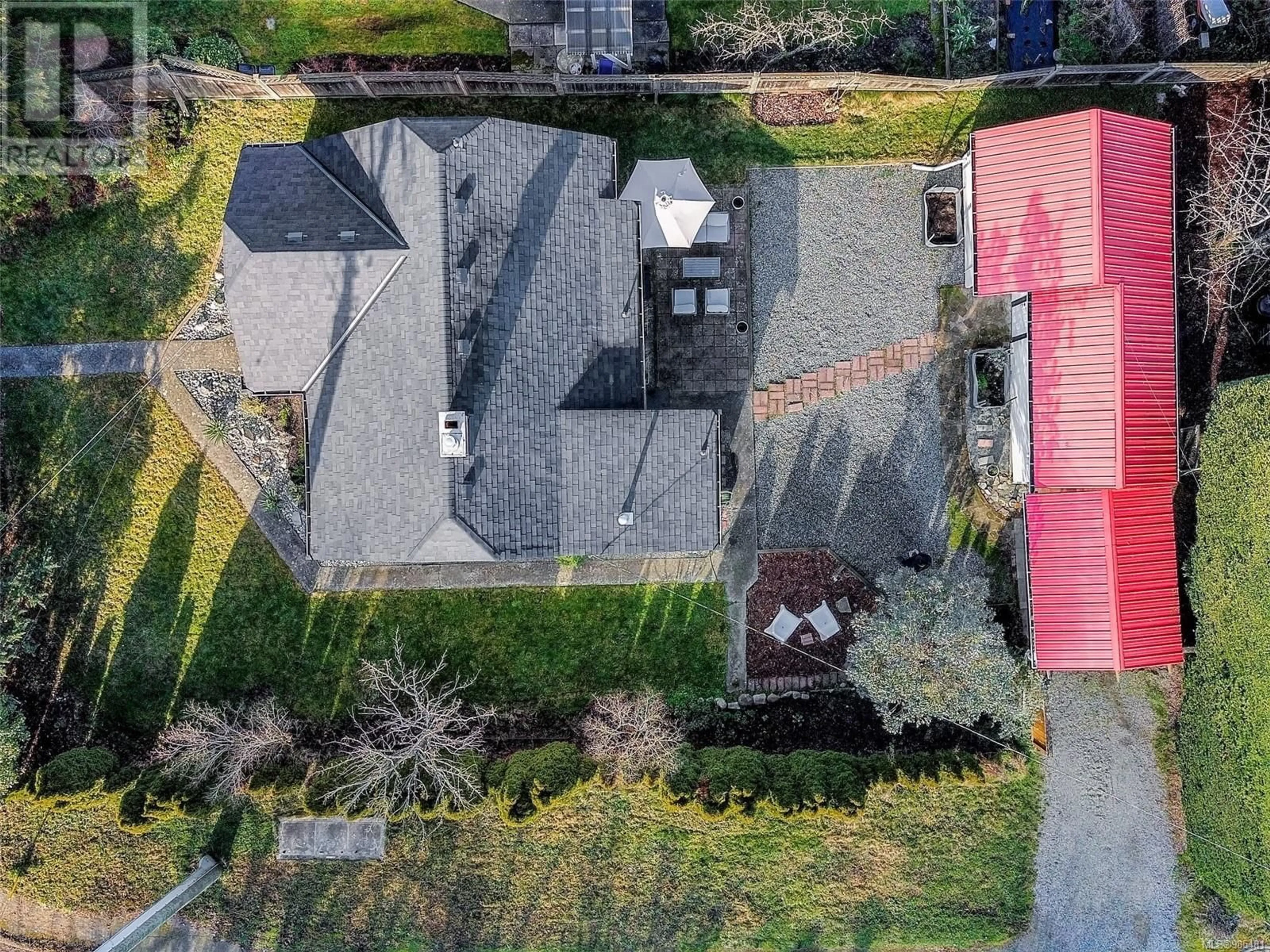 A pic from outside/outdoor area/front of a property/back of a property/a pic from drone, street for 3821 Carey Rd, Saanich British Columbia V8Z4C6