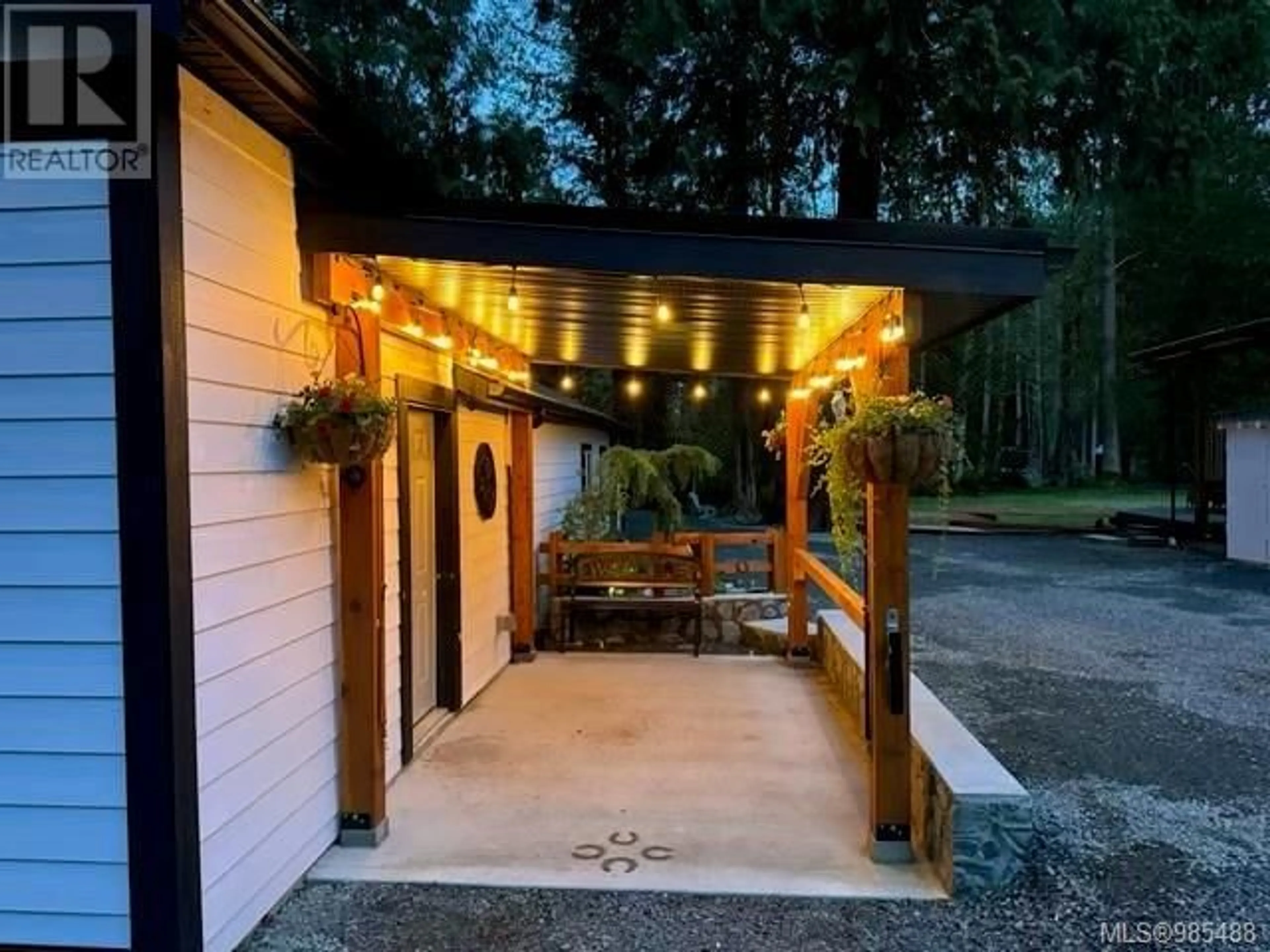 Patio, street for 3412 Otter Point Rd, Sooke British Columbia V9Z0J9