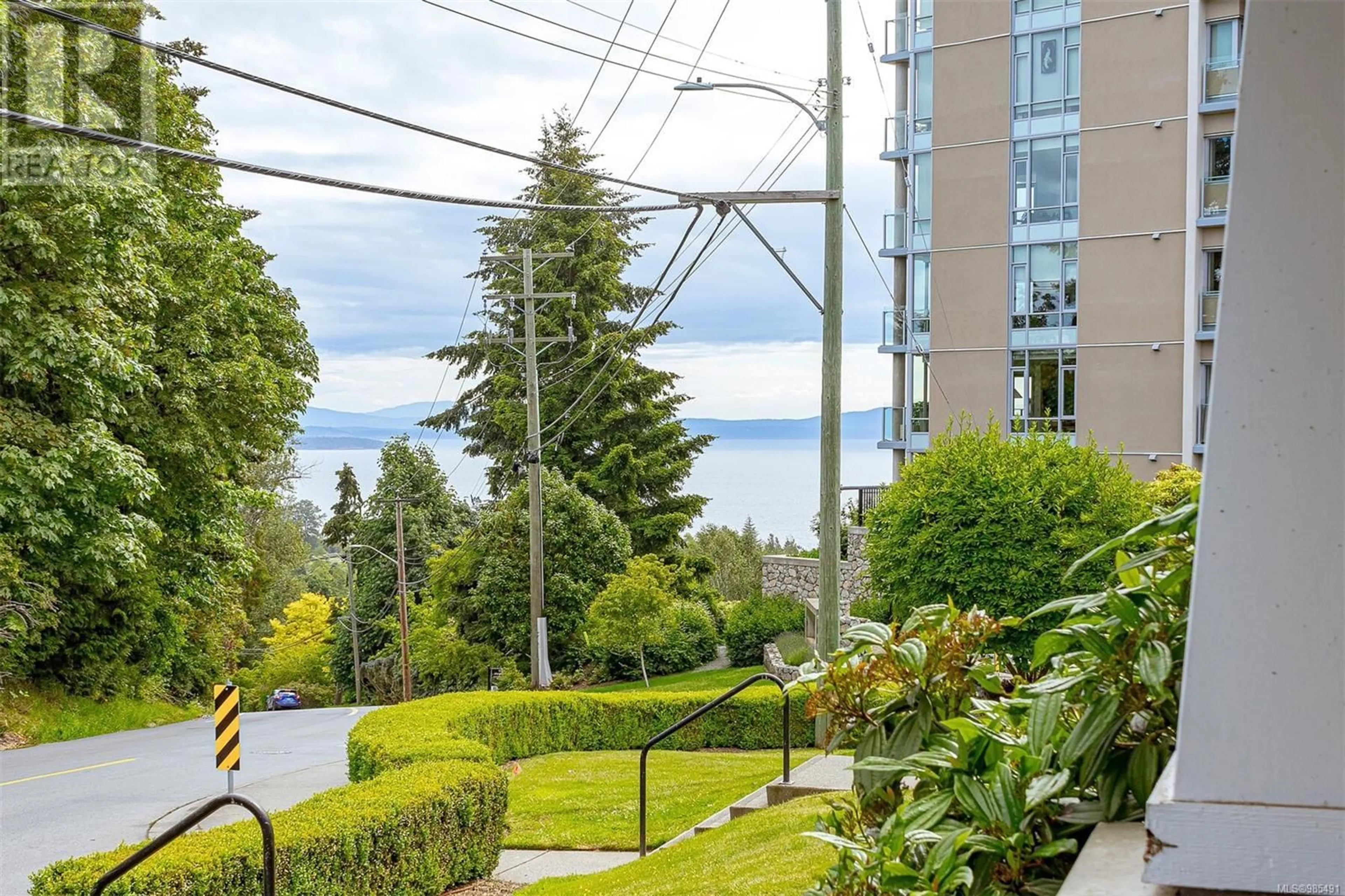 Patio, unknown for 766 CORDOVA BAY ROAD, Saanich British Columbia V8Y1R1