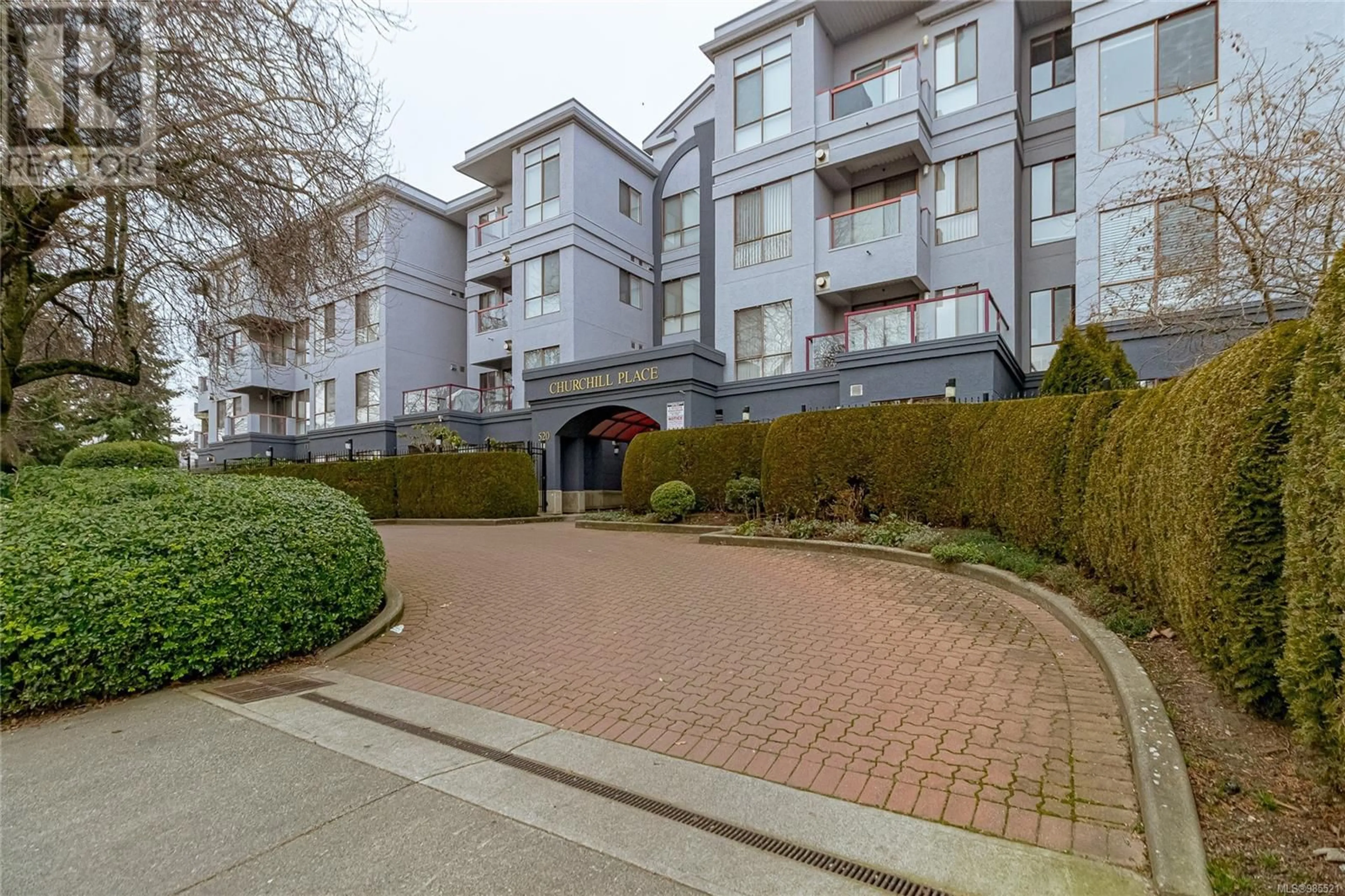 Patio, street for 201 520 Dunedin St, Victoria British Columbia V8T2L6