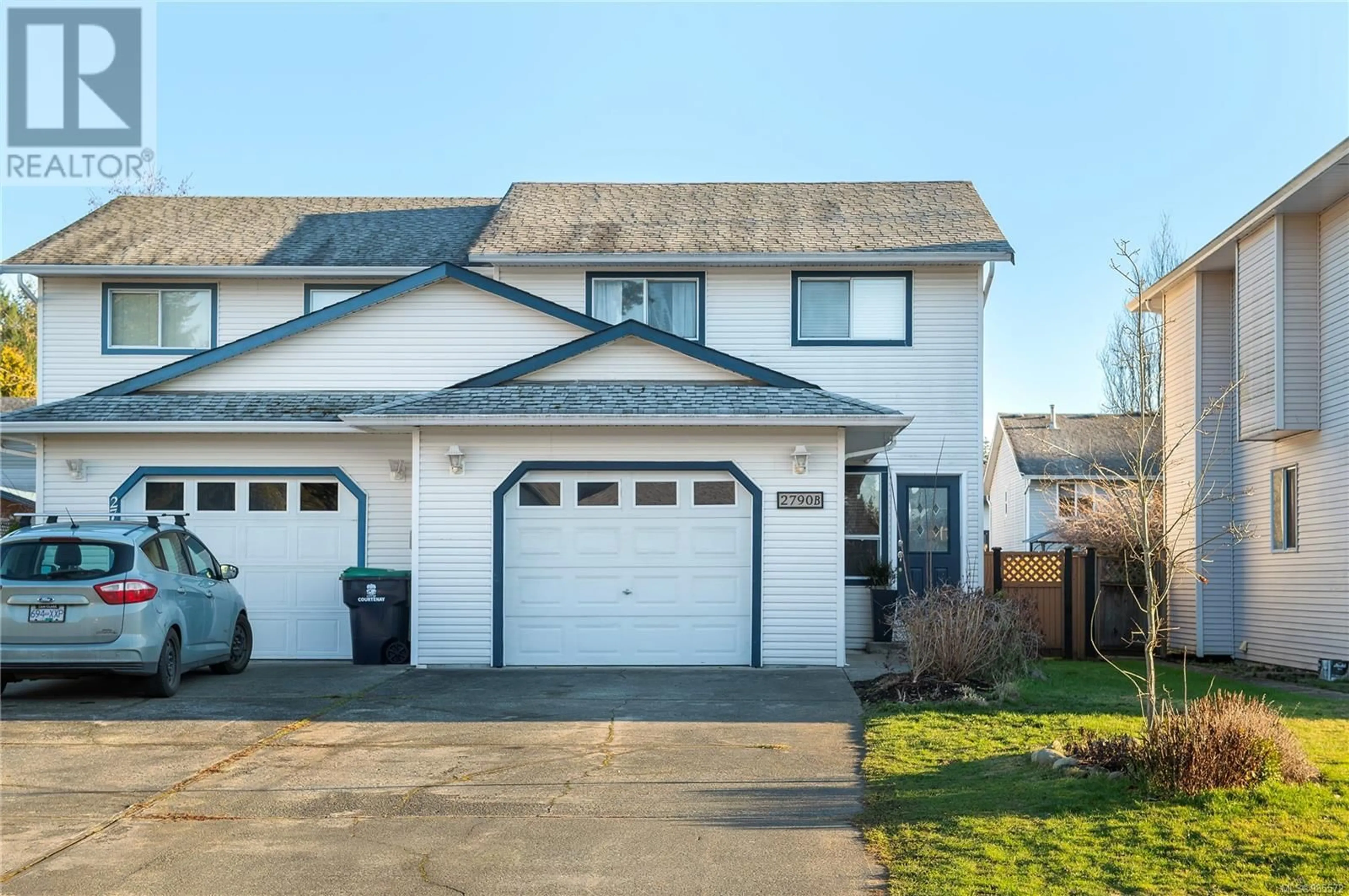 Home with vinyl exterior material, street for B 2790 Myra Pl, Courtenay British Columbia V9N8S6