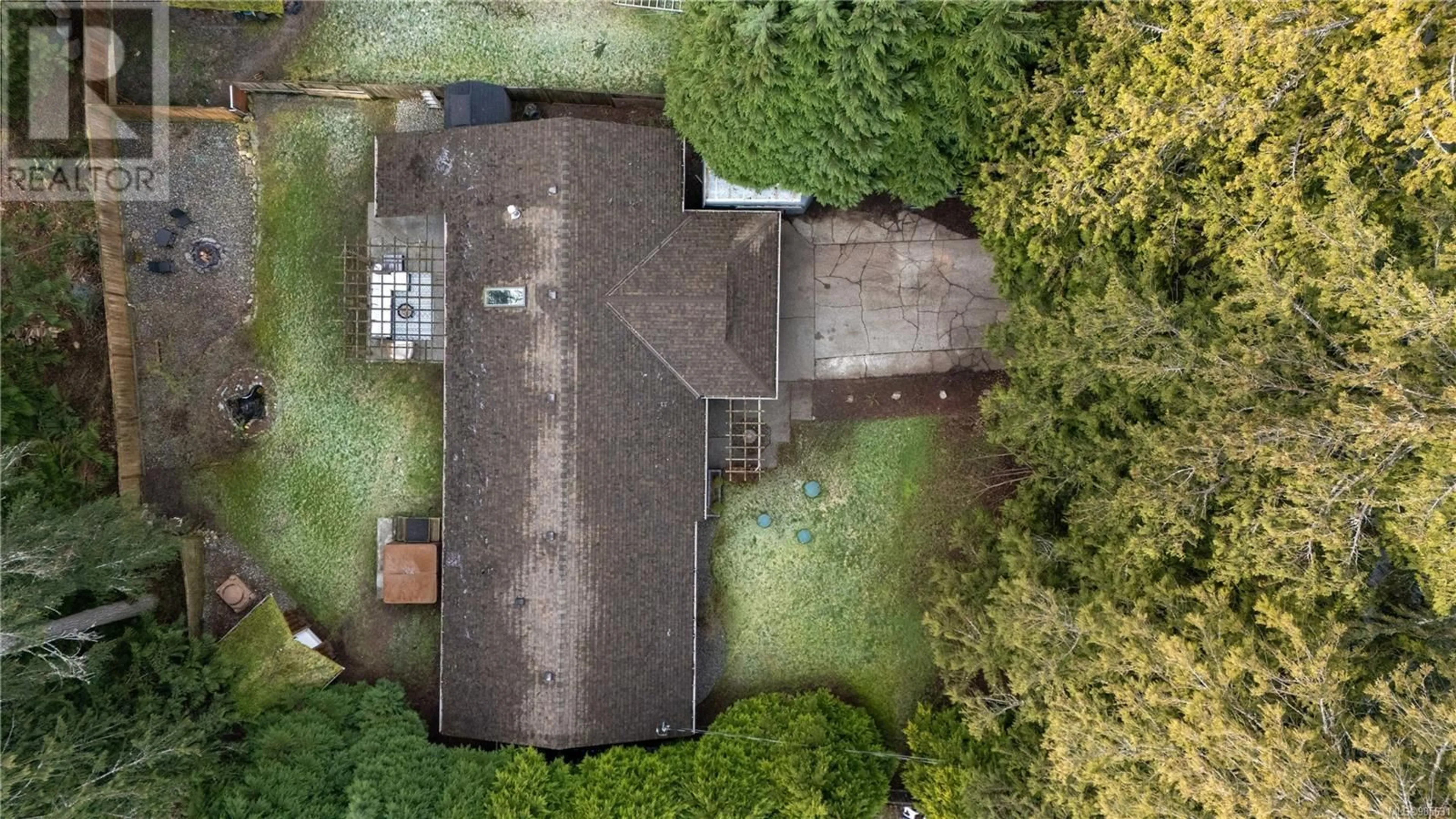 A pic from outside/outdoor area/front of a property/back of a property/a pic from drone, building for 2116 Renfrew Rd, Shawnigan Lake British Columbia V0R2W1