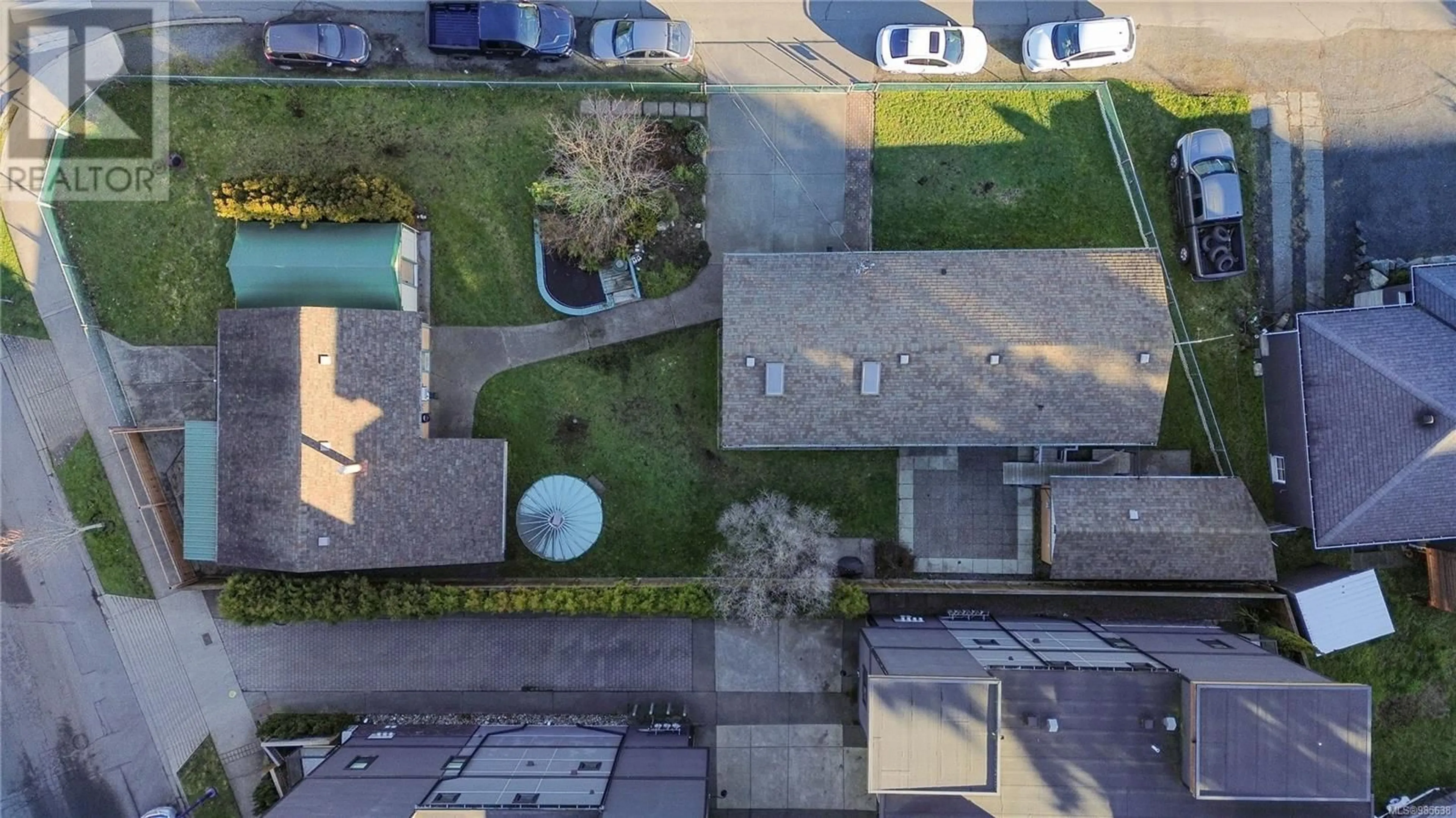 A pic from outside/outdoor area/front of a property/back of a property/a pic from drone, street for 2720 Winster Rd, Langford British Columbia V9B3P3