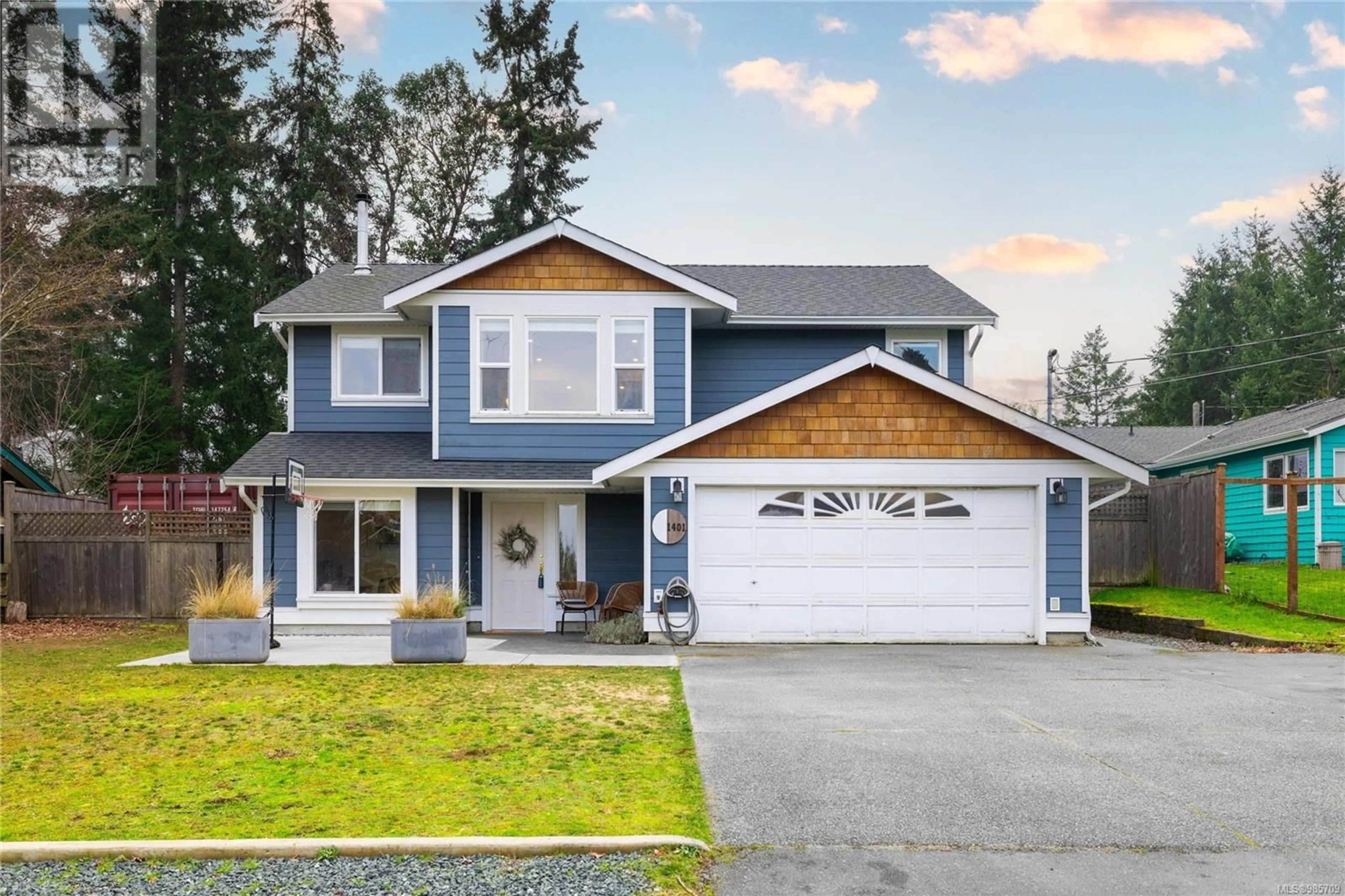 Home with vinyl exterior material, street for 1401 Pilot Way, Nanoose Bay British Columbia V9P9B8