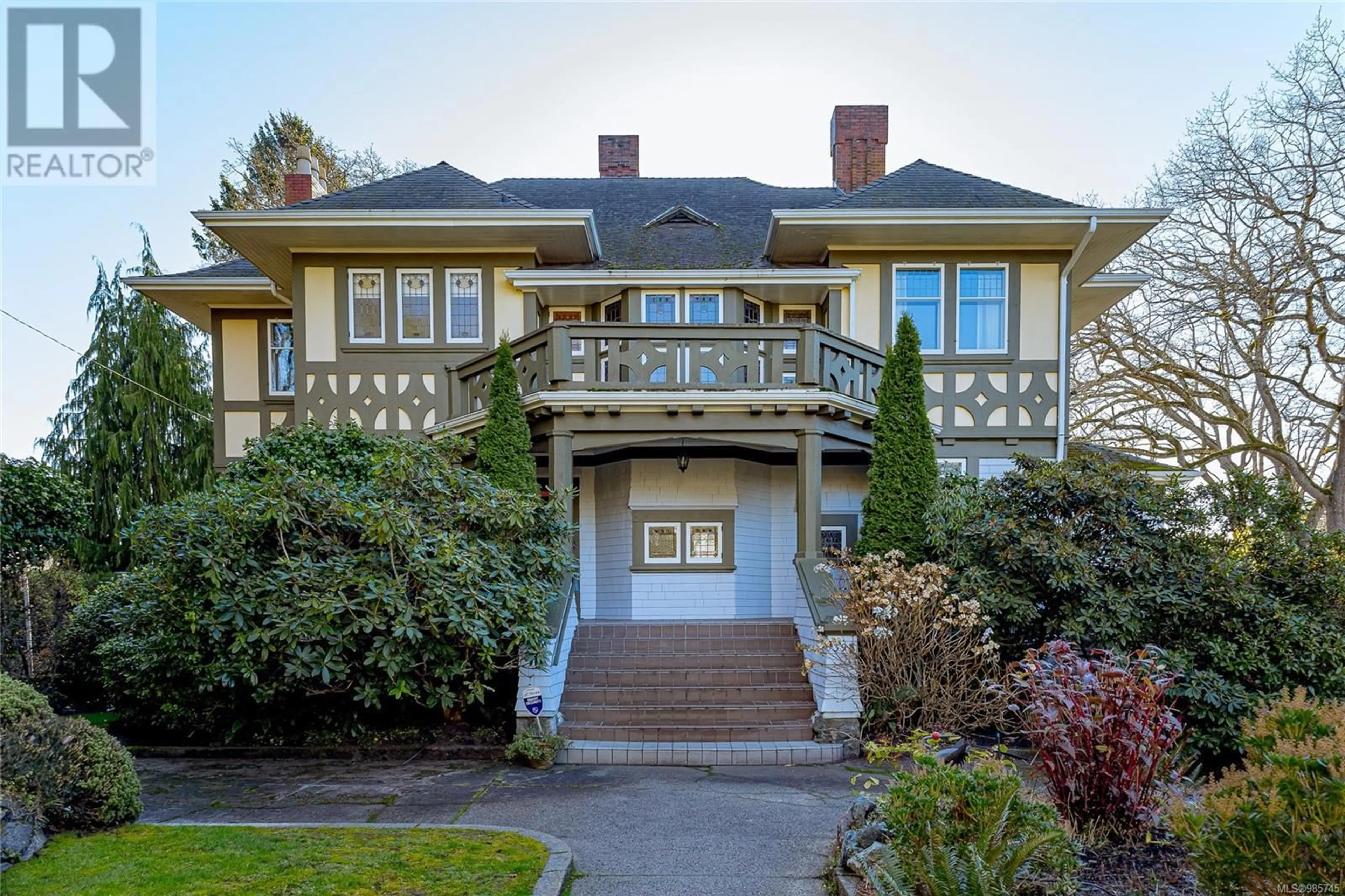 Unknown for 1393 Rockland Ave, Victoria British Columbia V8S1V7