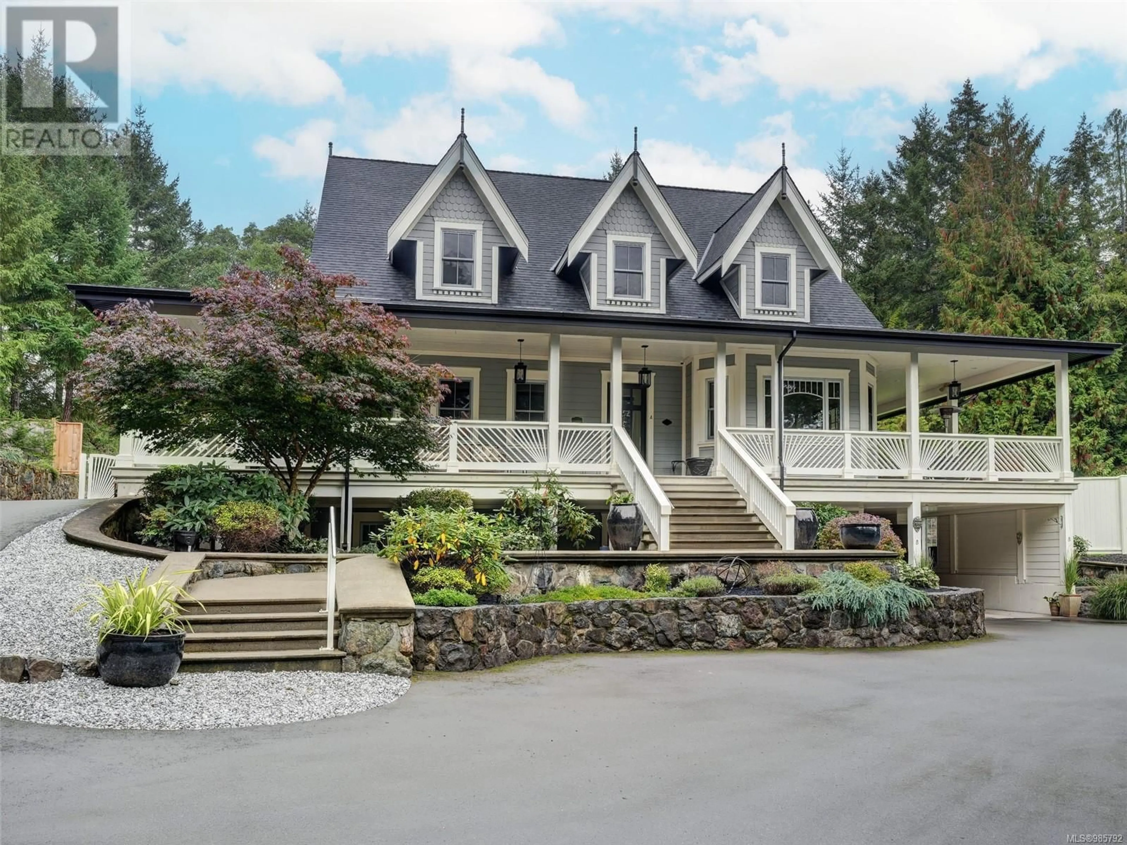 Home with vinyl exterior material, unknown for 643 SOUTHWOOD DRIVE, Highlands British Columbia V9B6R9