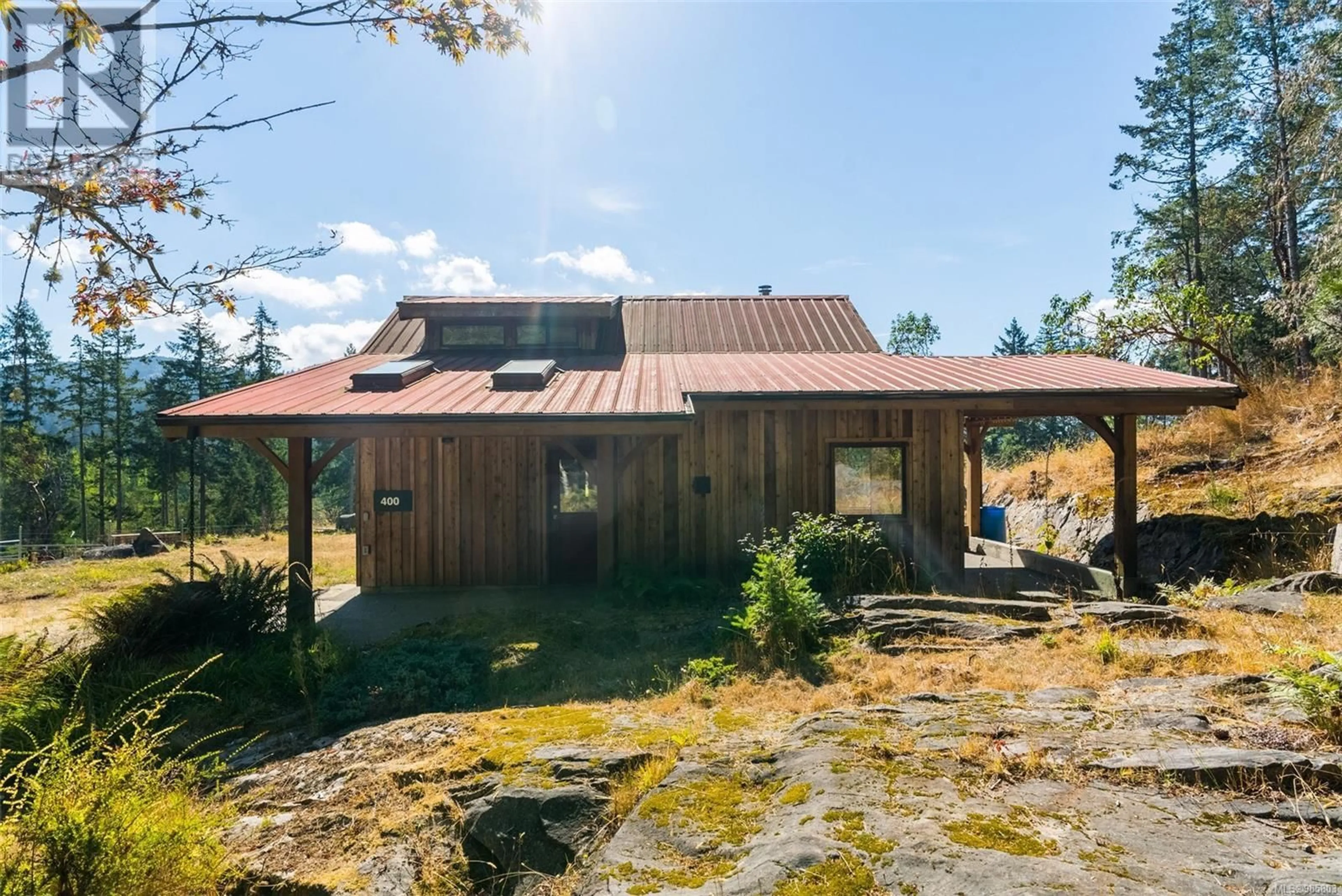 Shed for 400 Baker Rd, Salt Spring British Columbia V8K2N5