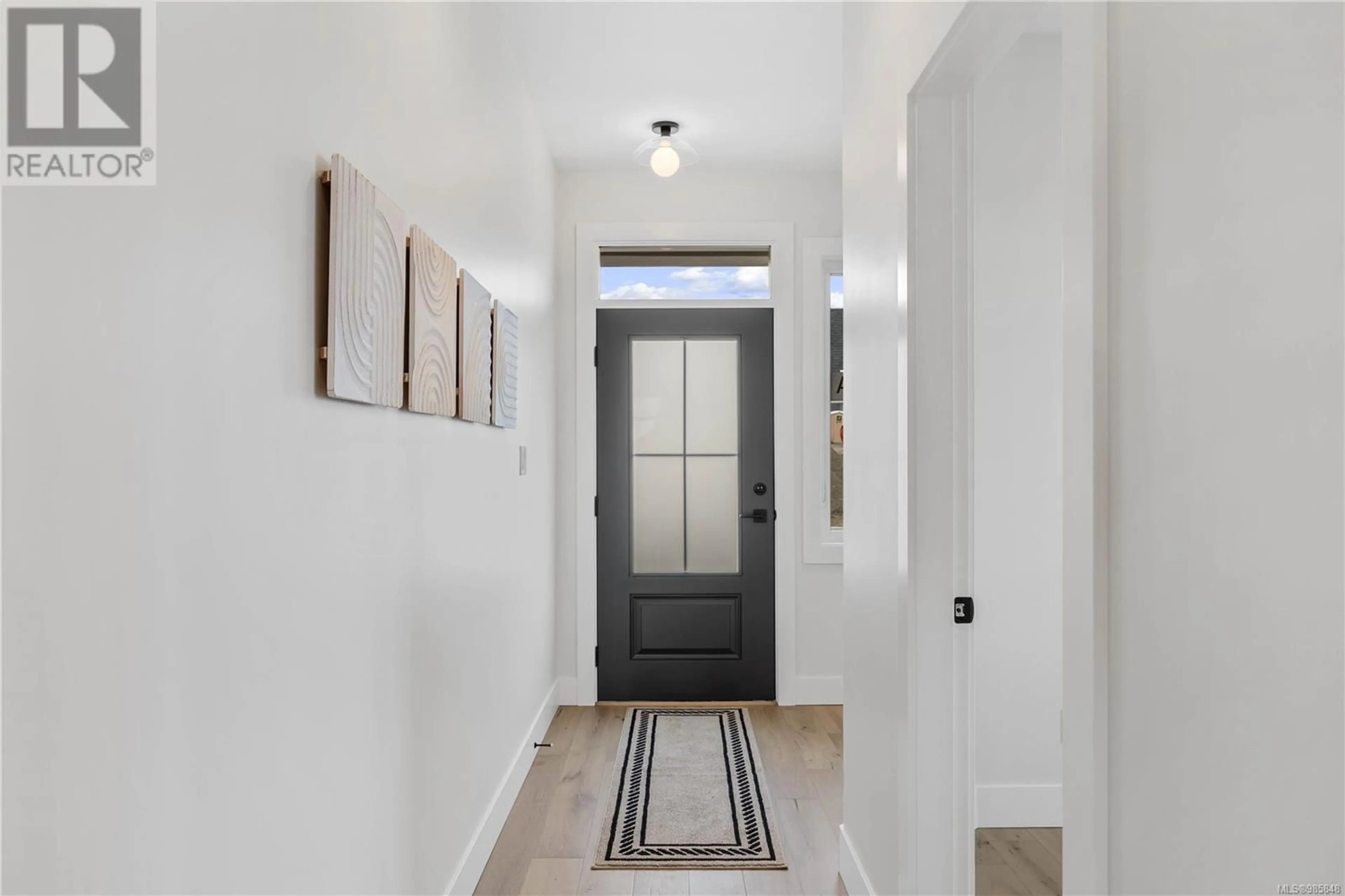 Indoor entryway for 25A - 387 ARIZONA DRIVE, Campbell River British Columbia V9H0G3