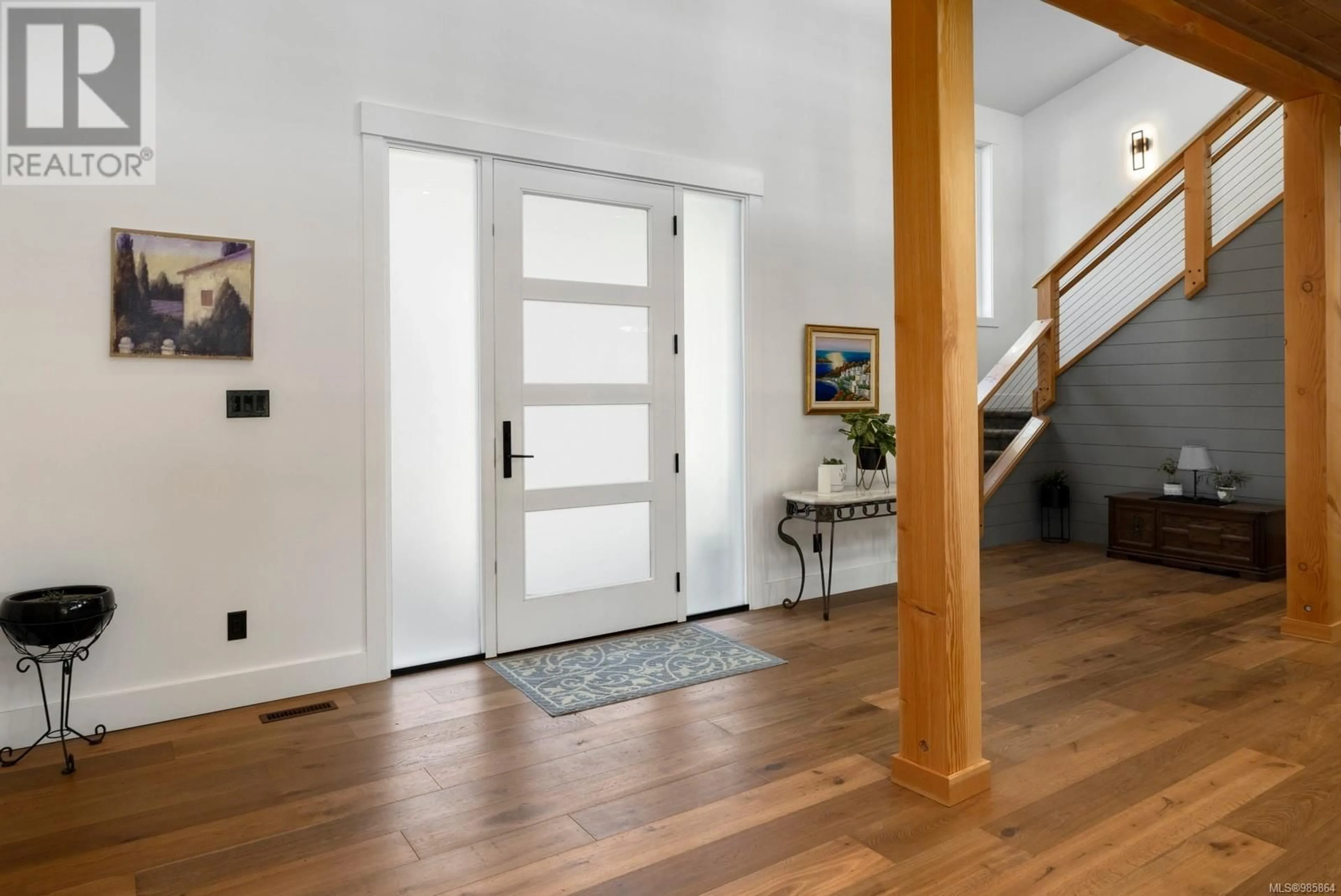 Indoor entryway for 6 - 1060 SHORE PINE CLOSE, Duncan British Columbia V9L0C4