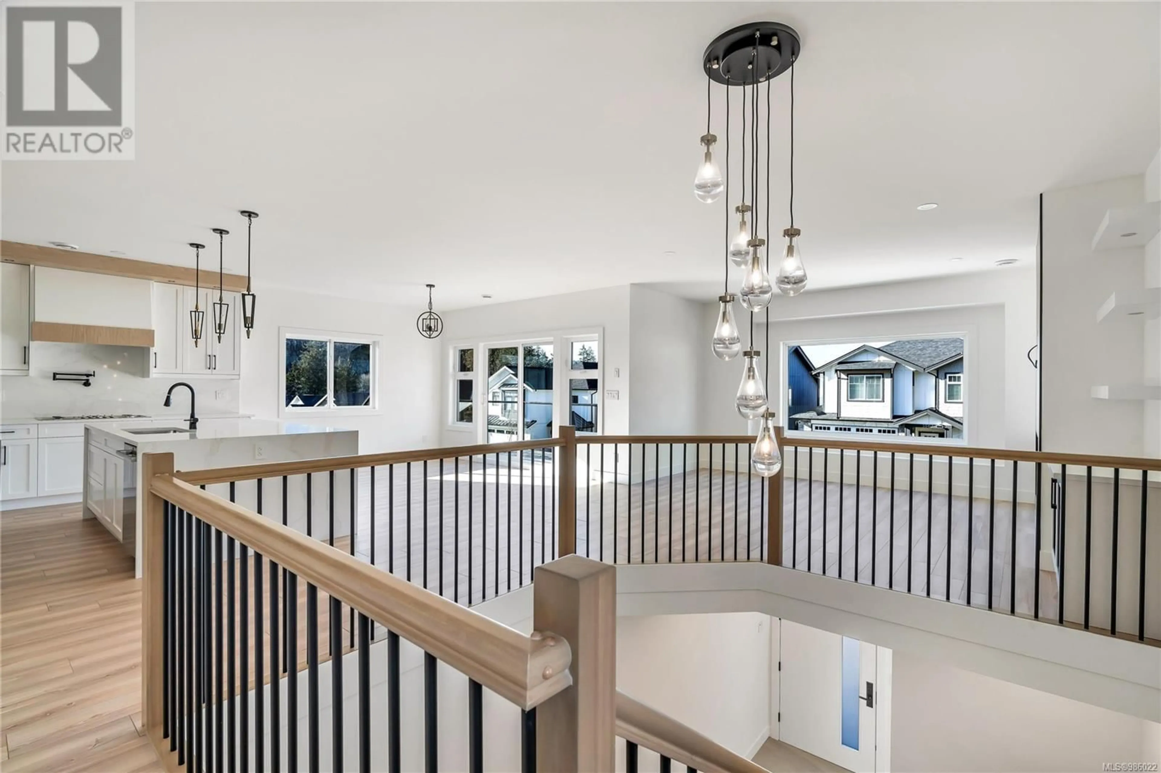 Indoor foyer for 3563 Delblush Lane, Langford British Columbia V9C0K5