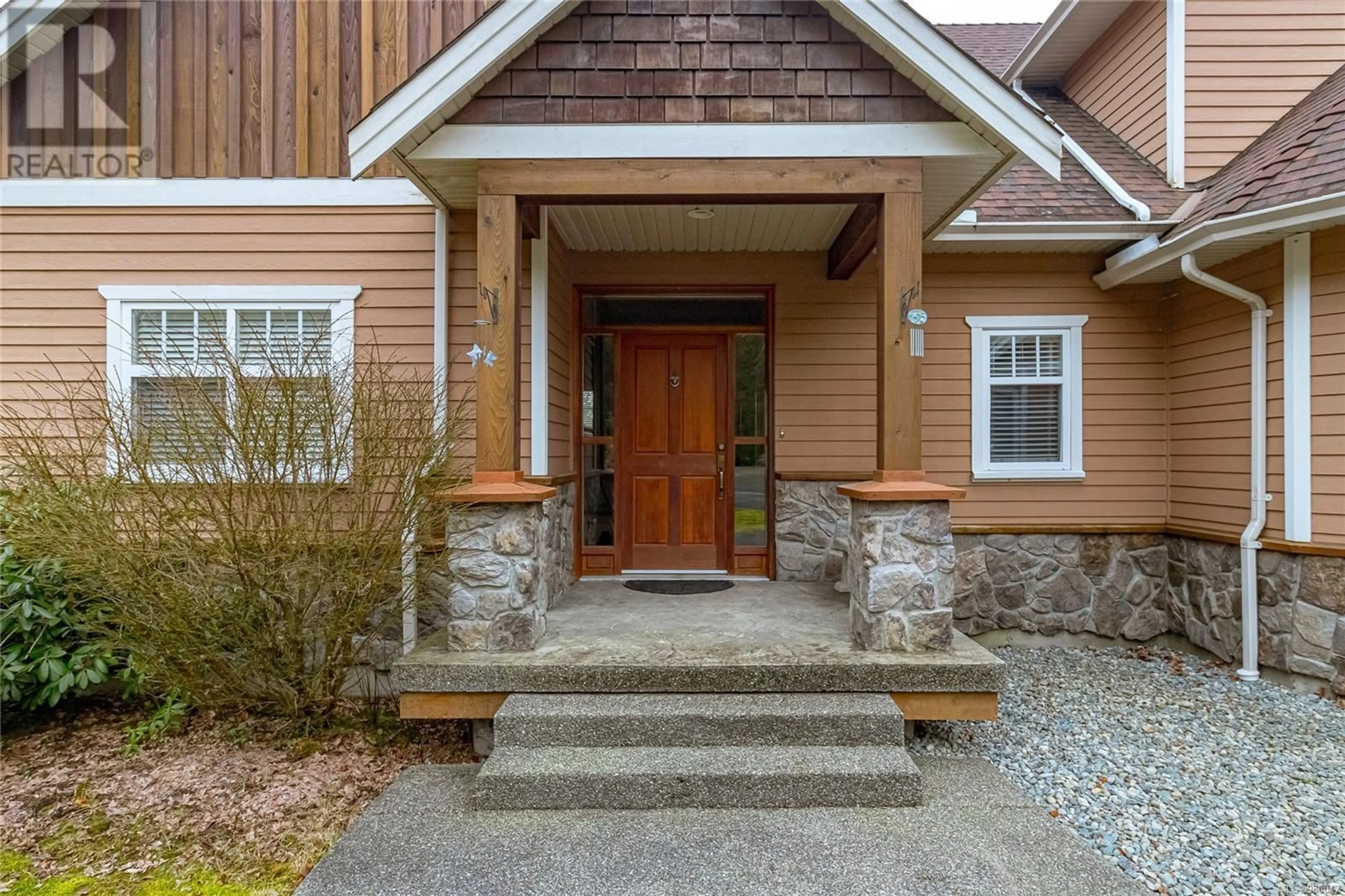 Indoor entryway for 2559 MYLES LAKE ROAD, Nanaimo British Columbia V9X1E7