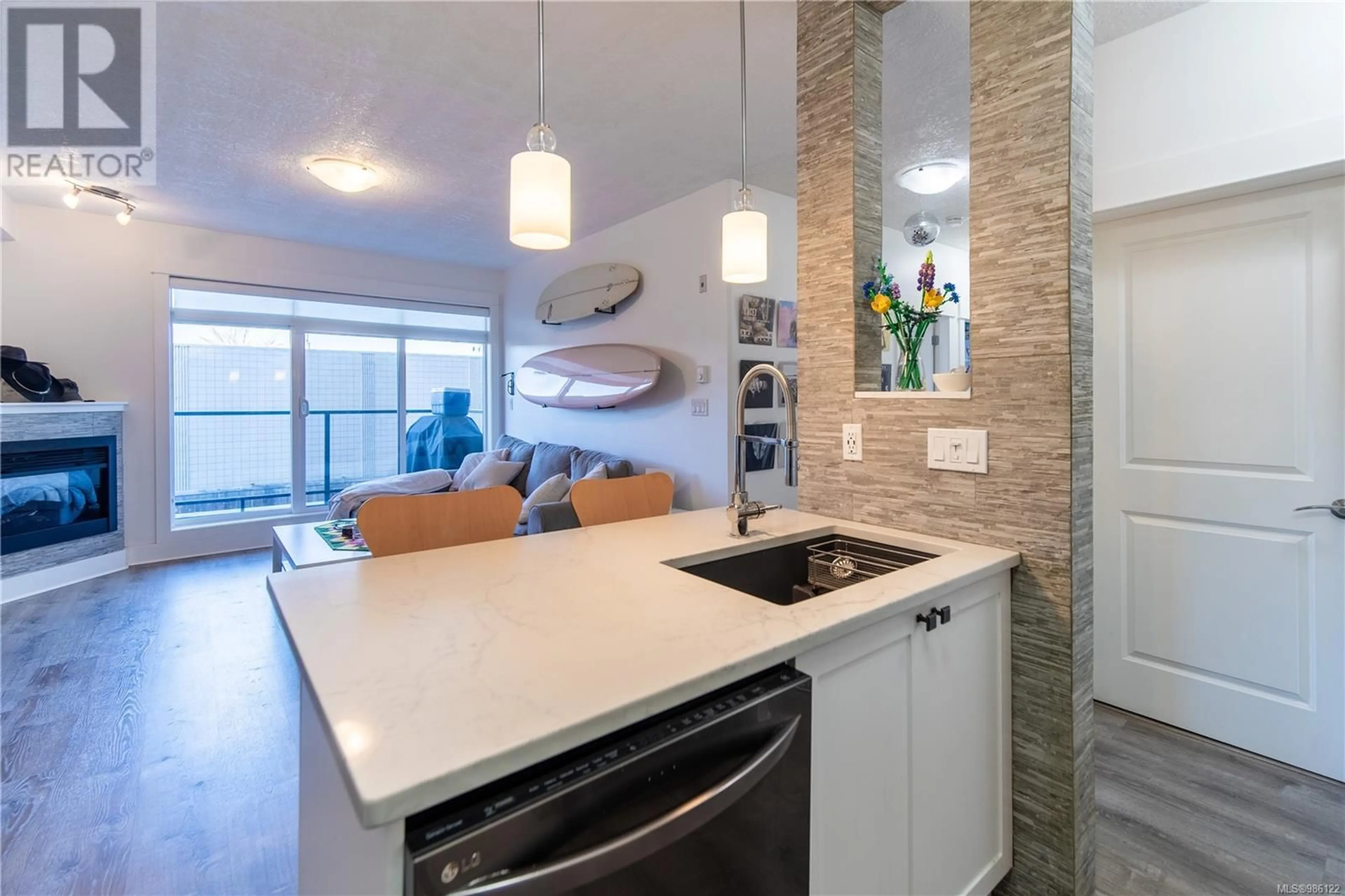 Open concept kitchen, ceramic/tile floor for 208 630 Speed Ave, Victoria British Columbia V8Z1A4