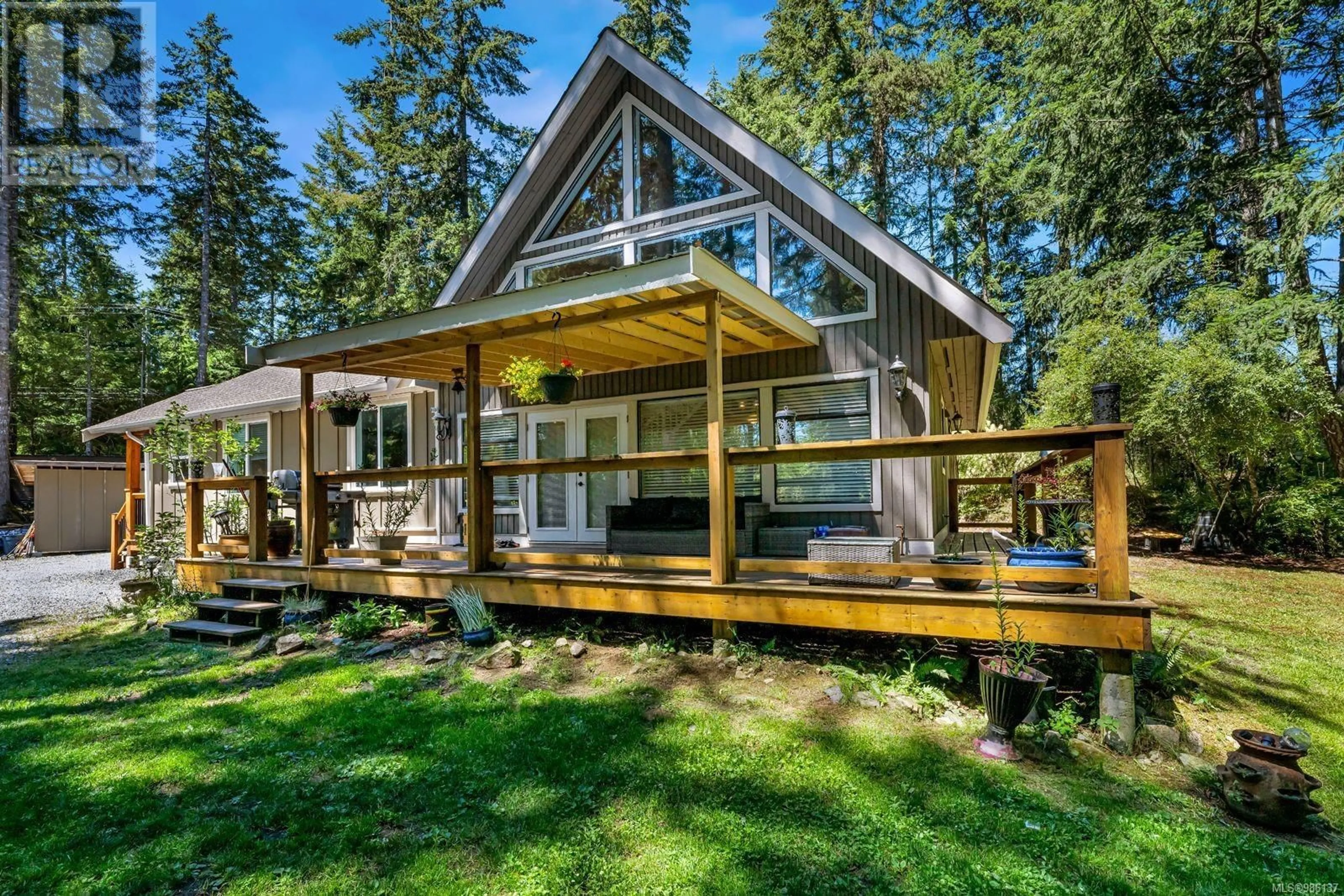 Home with vinyl exterior material, water/lake/river/ocean view for 905 WHITTAKER ROAD, Malahat British Columbia V0R2L0