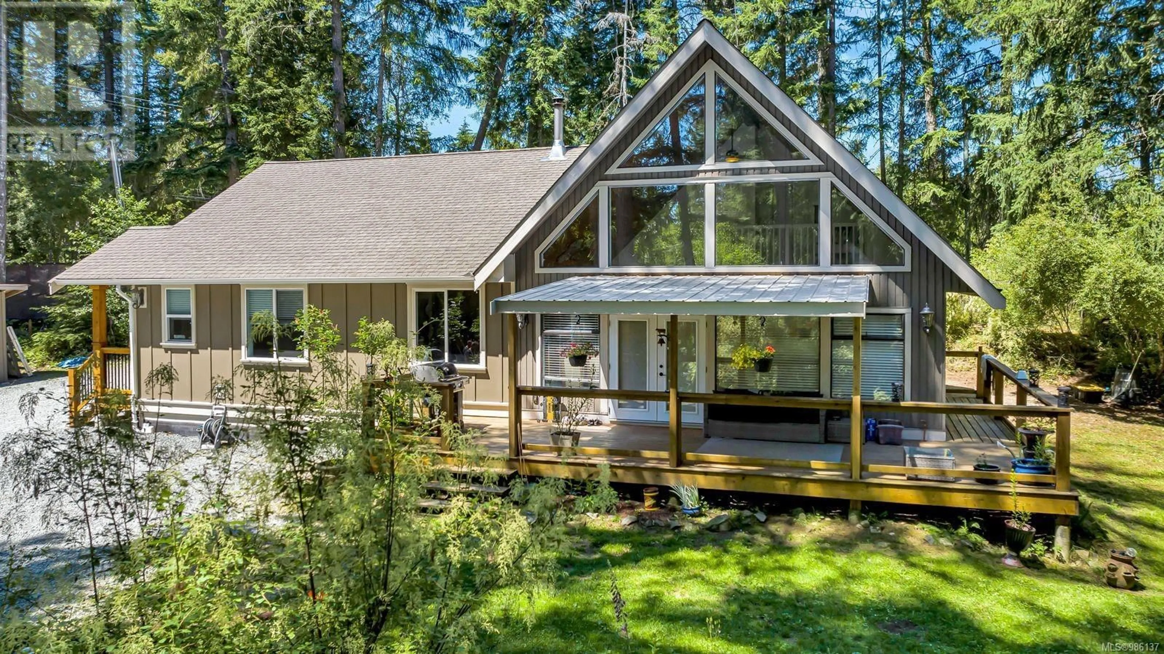 Home with vinyl exterior material, unknown for 905 WHITTAKER ROAD, Malahat British Columbia V0R2L0