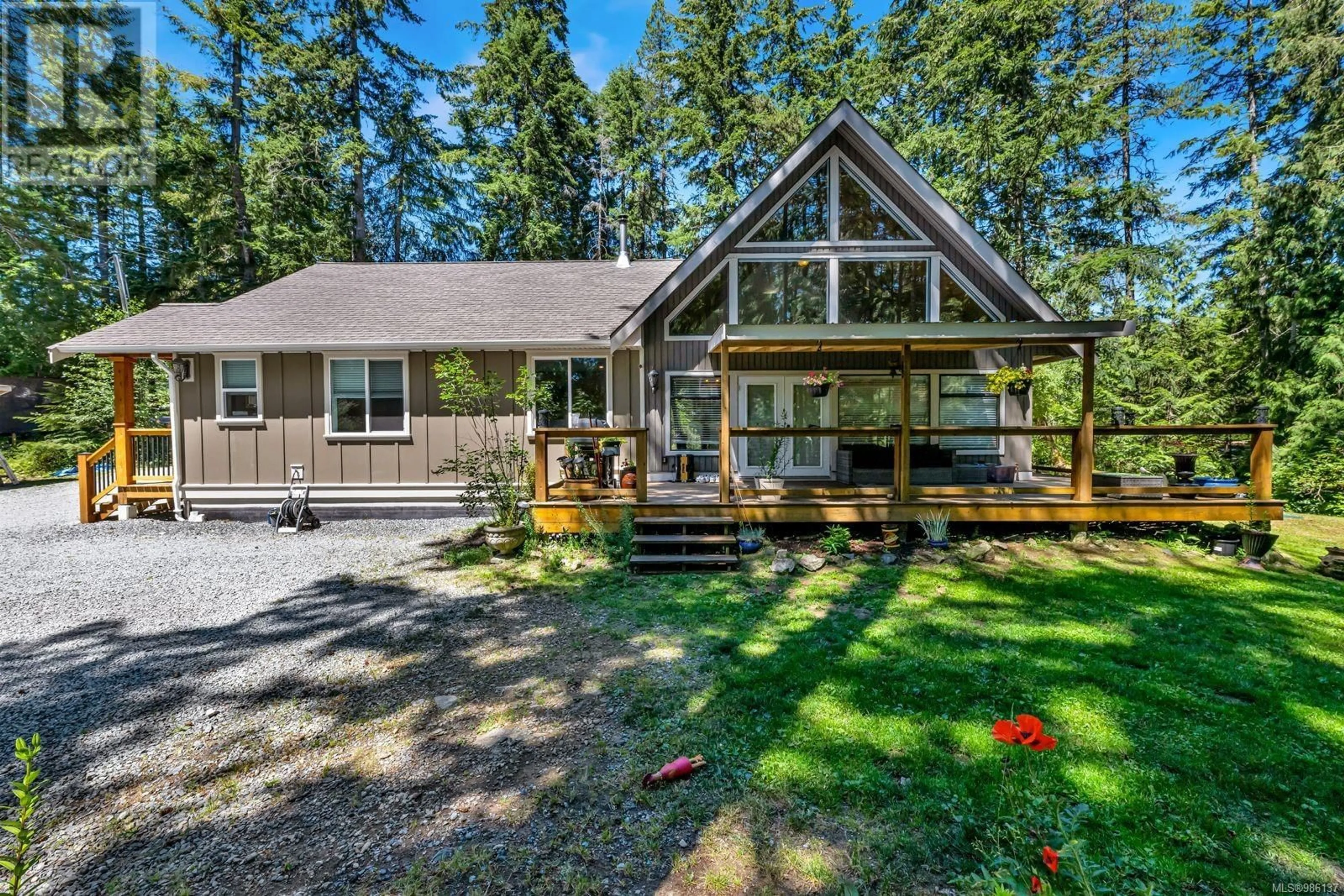 Home with vinyl exterior material, unknown for 905 WHITTAKER ROAD, Malahat British Columbia V0R2L0