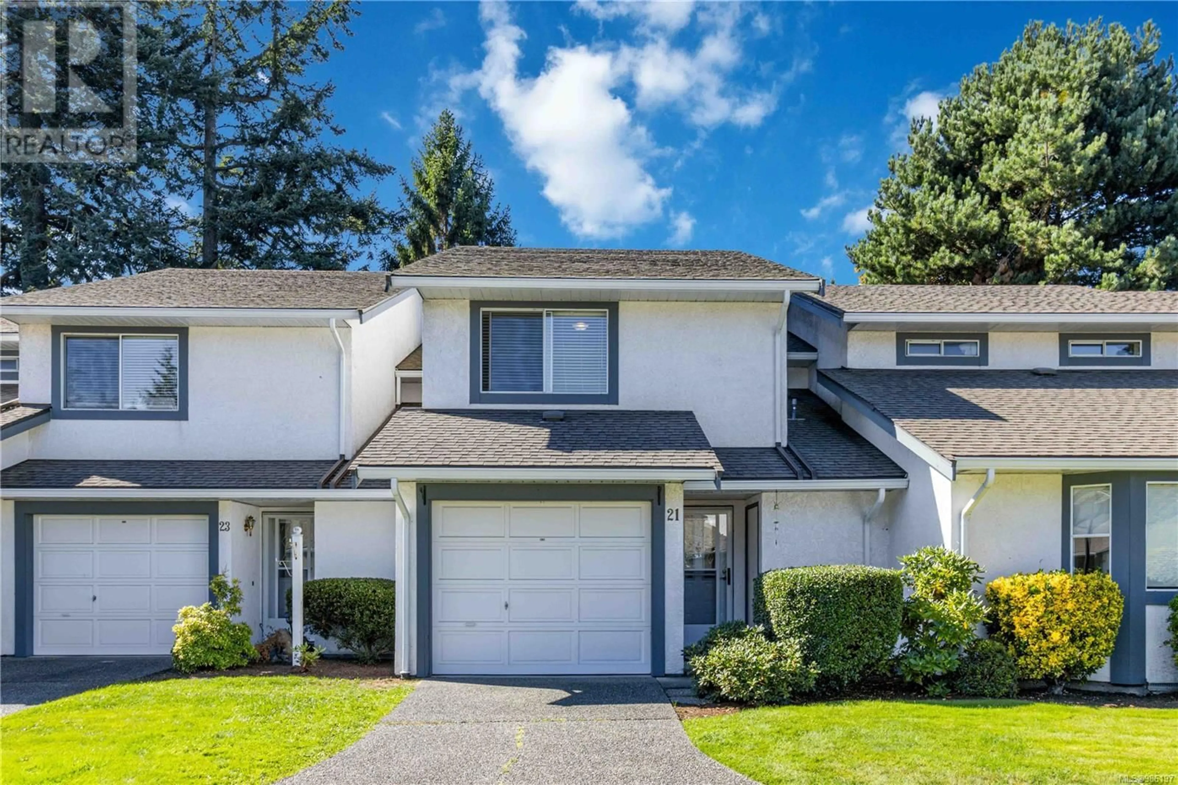 Home with vinyl exterior material, street for 23 2147 Sooke Rd, Colwood British Columbia V9B1W4