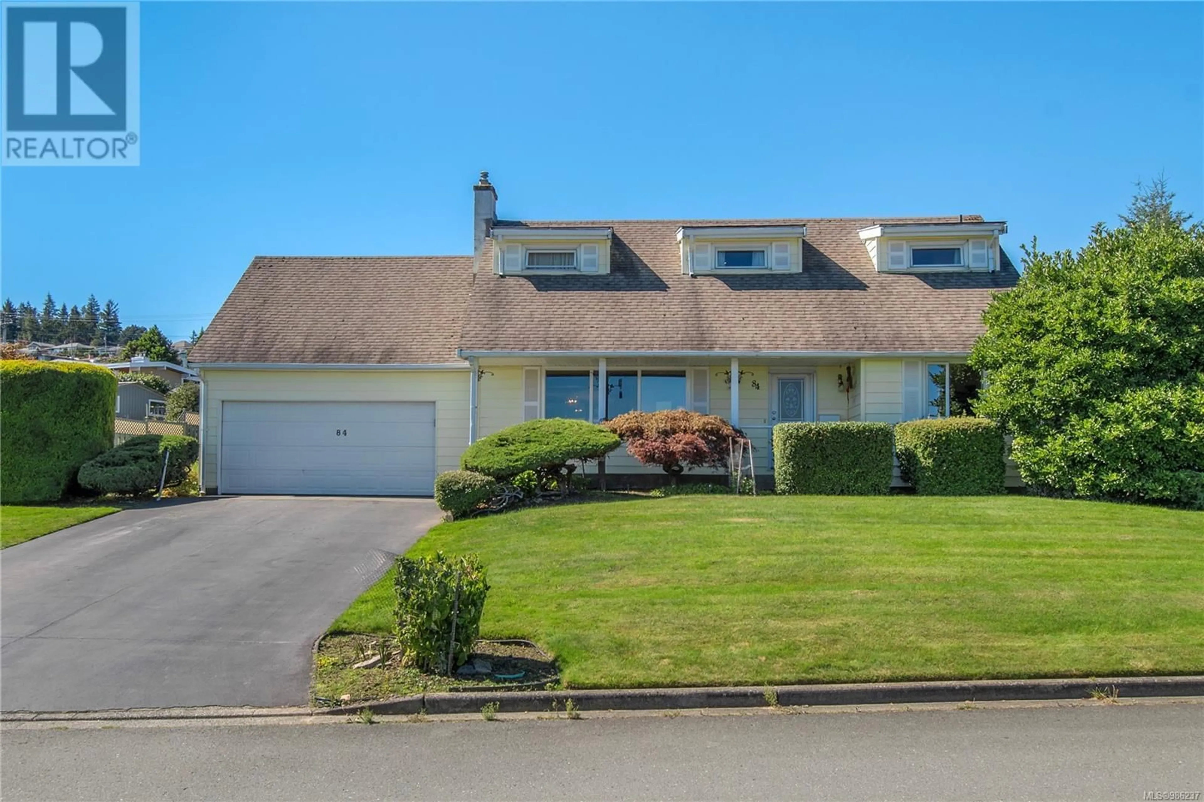 A pic from outside/outdoor area/front of a property/back of a property/a pic from drone, street for 84 RIDGEVIEW PLACE, Campbell River British Columbia V9W2J6
