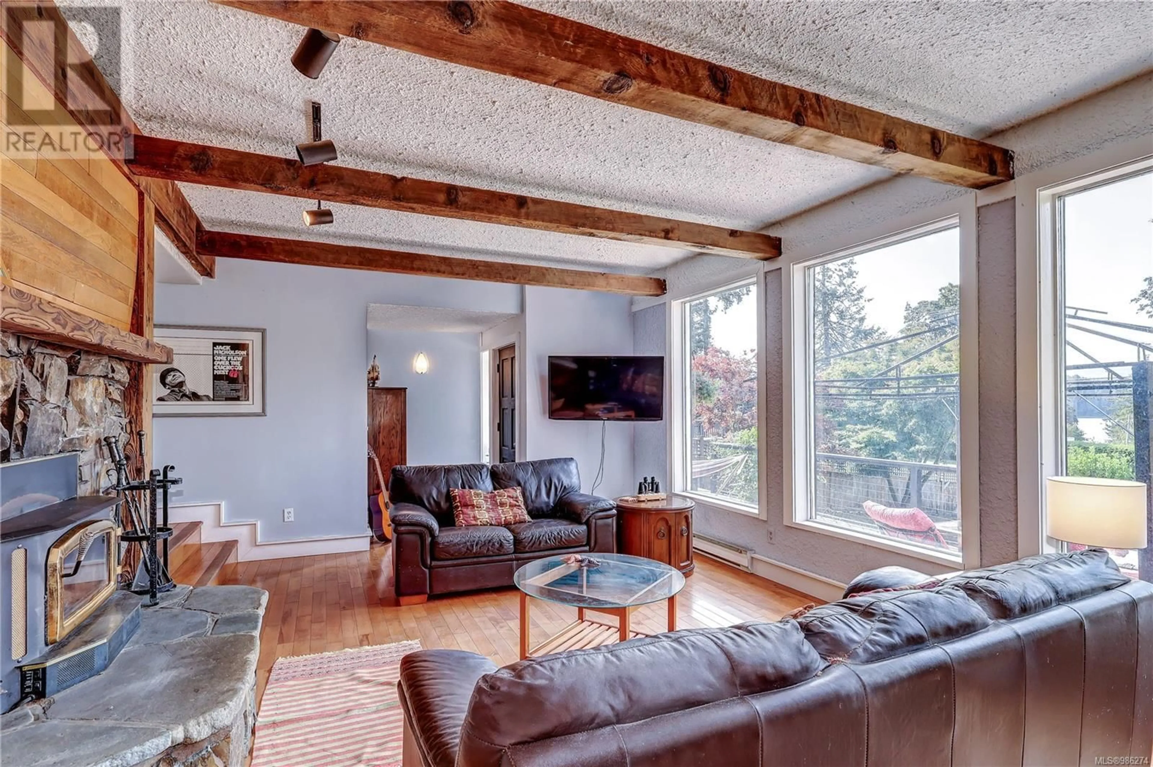 Living room with furniture, unknown for 1546 MARINA WAY, Nanoose Bay British Columbia V9P9B6