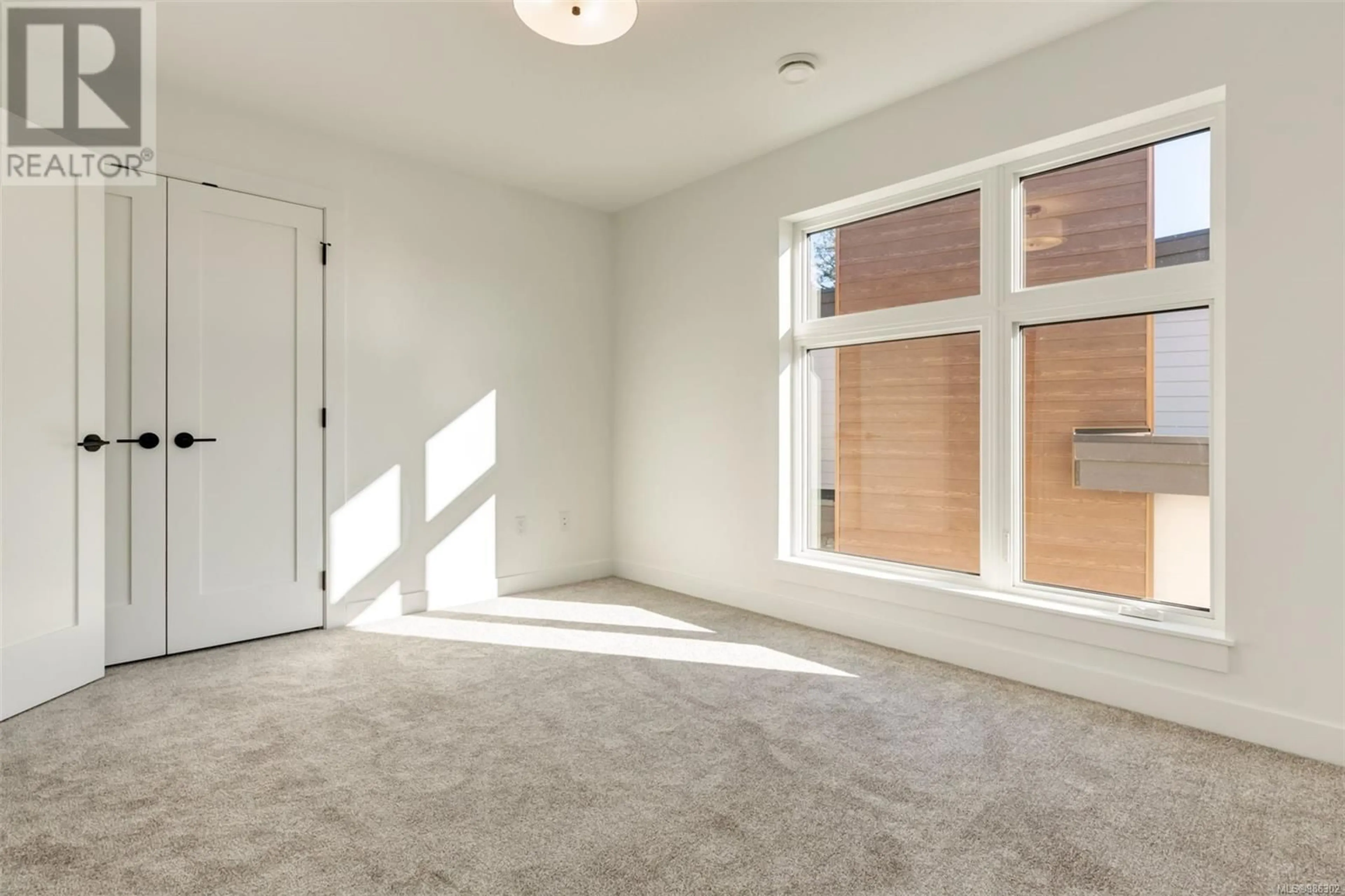 A pic of a room for 101 - 1220 MANZANITA PLACE, Nanaimo British Columbia V9T0L7