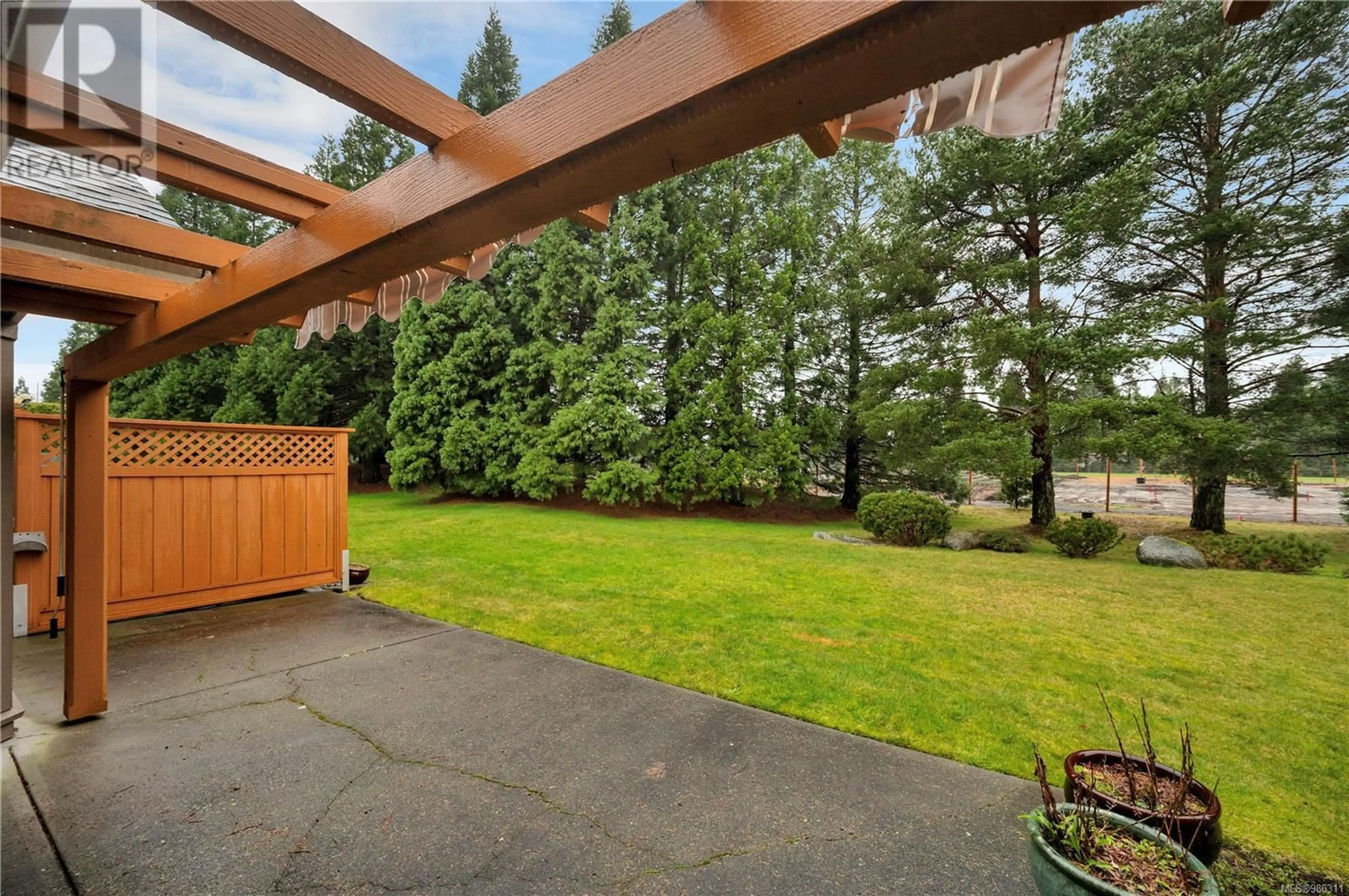 Patio, unknown for 804 Marguerite Rd, Campbell River British Columbia V9W3K5