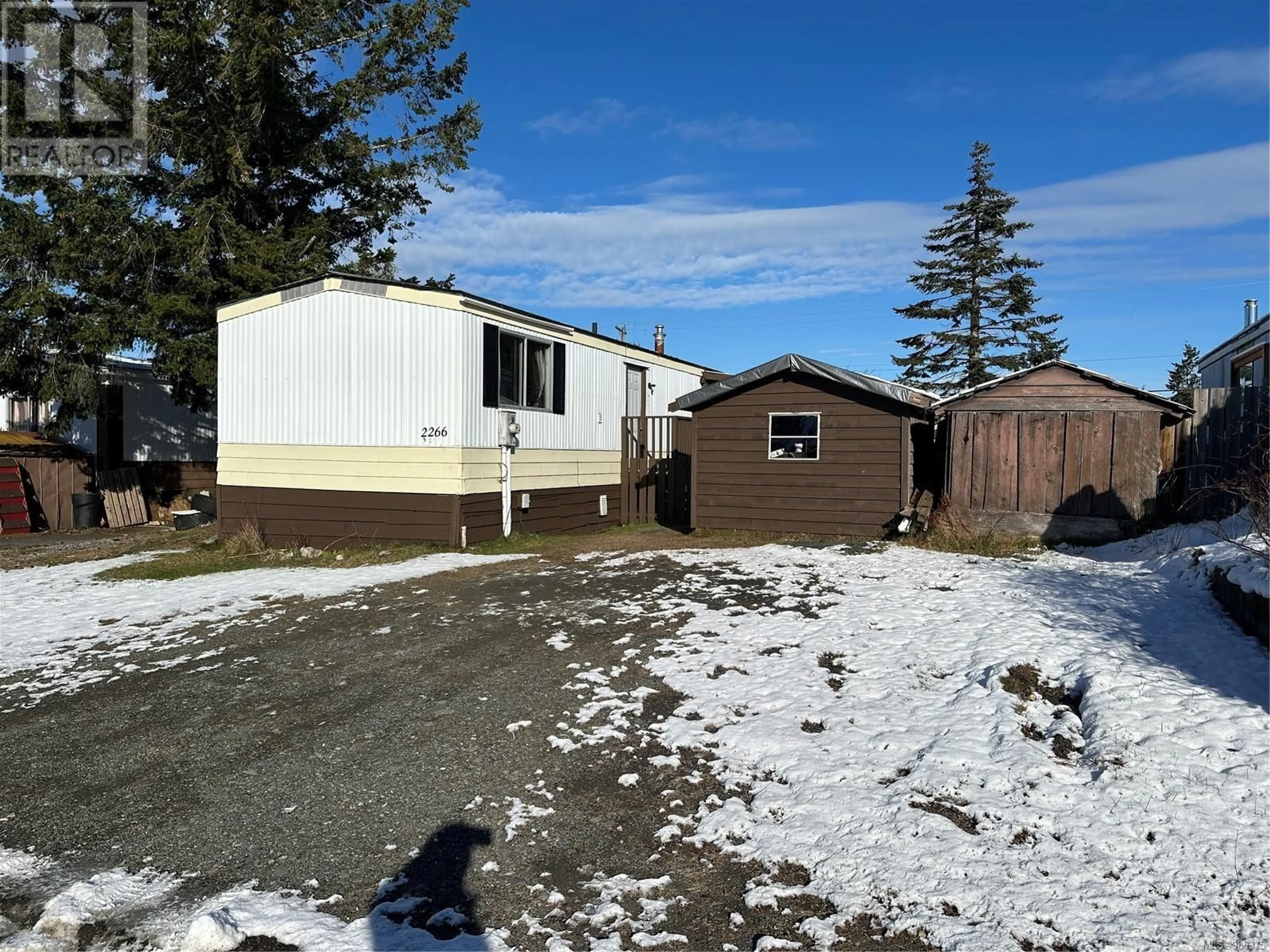 Shed for 2266 Camosun Cres, Port McNeill British Columbia V0N2R0