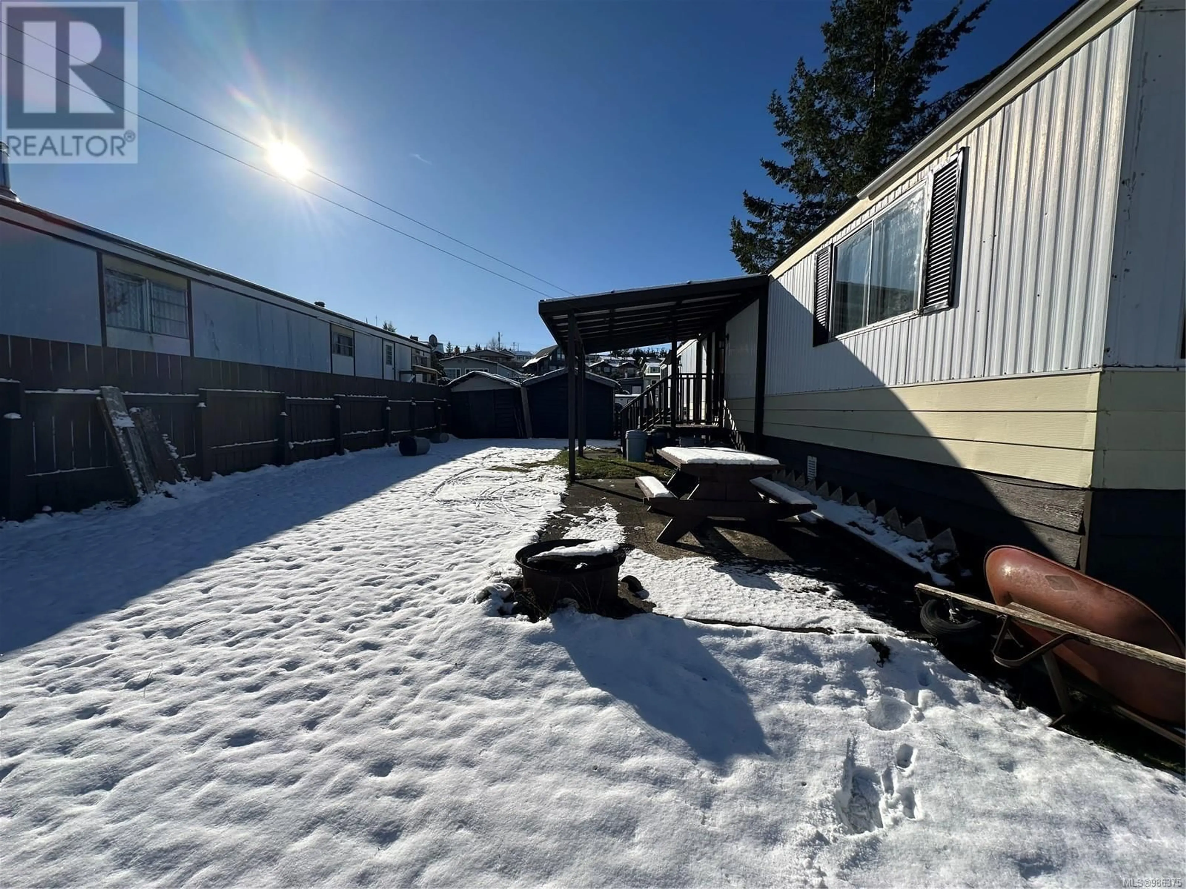 A pic from outside/outdoor area/front of a property/back of a property/a pic from drone, street for 2266 Camosun Cres, Port McNeill British Columbia V0N2R0