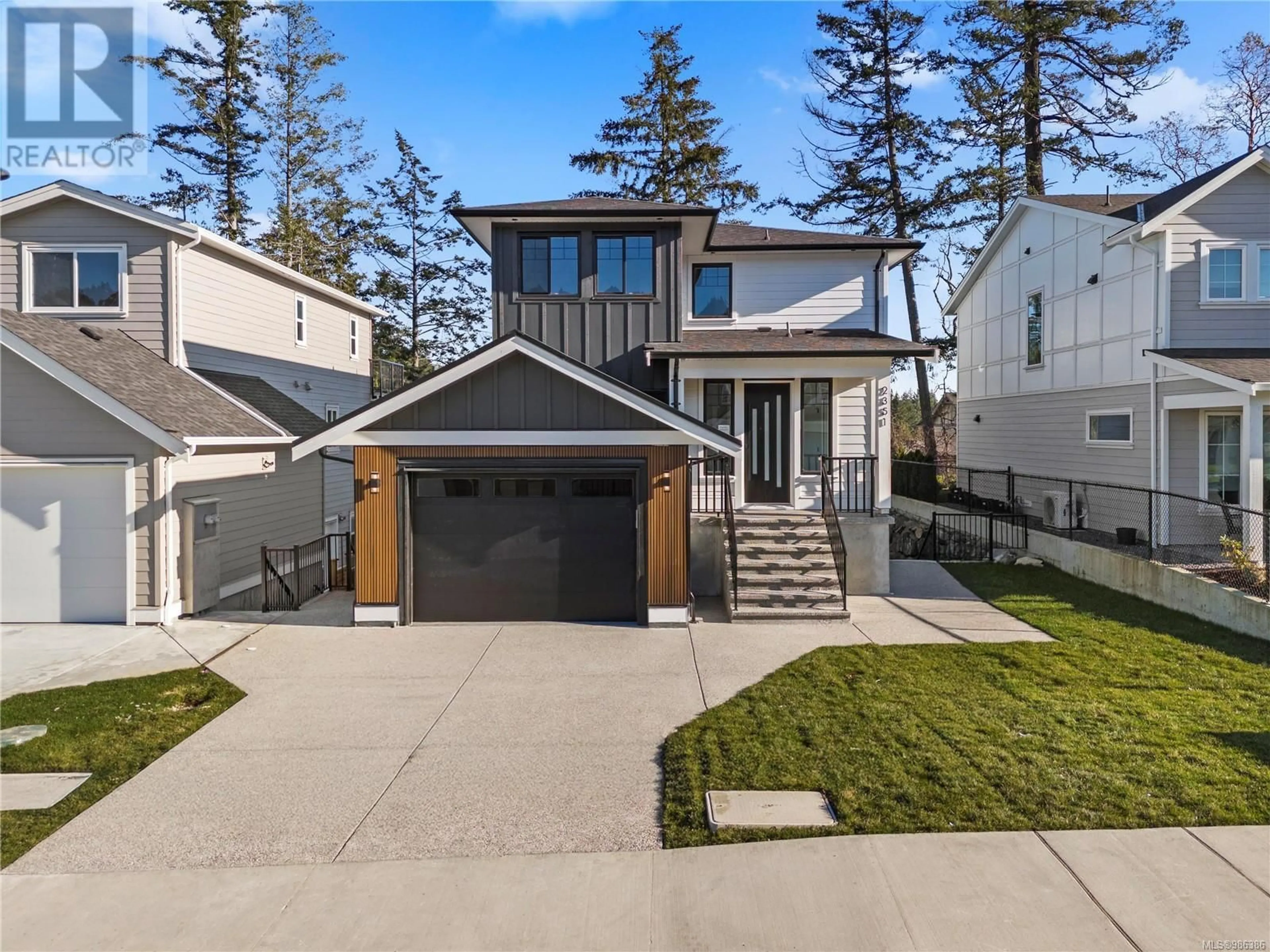 Home with vinyl exterior material, street for 2351 Swallow Pl, Langford British Columbia V9B6Y6