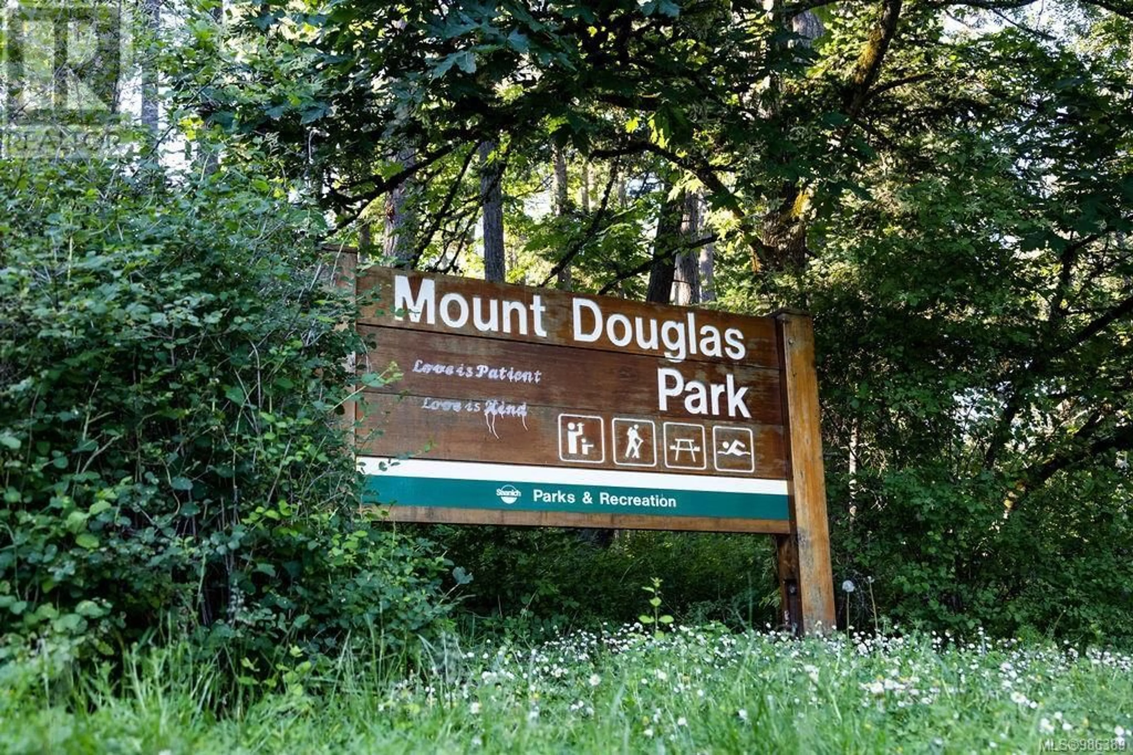 Unknown for 4-203 - 4201 TYNDALL AVENUE, Saanich British Columbia V8N3R9