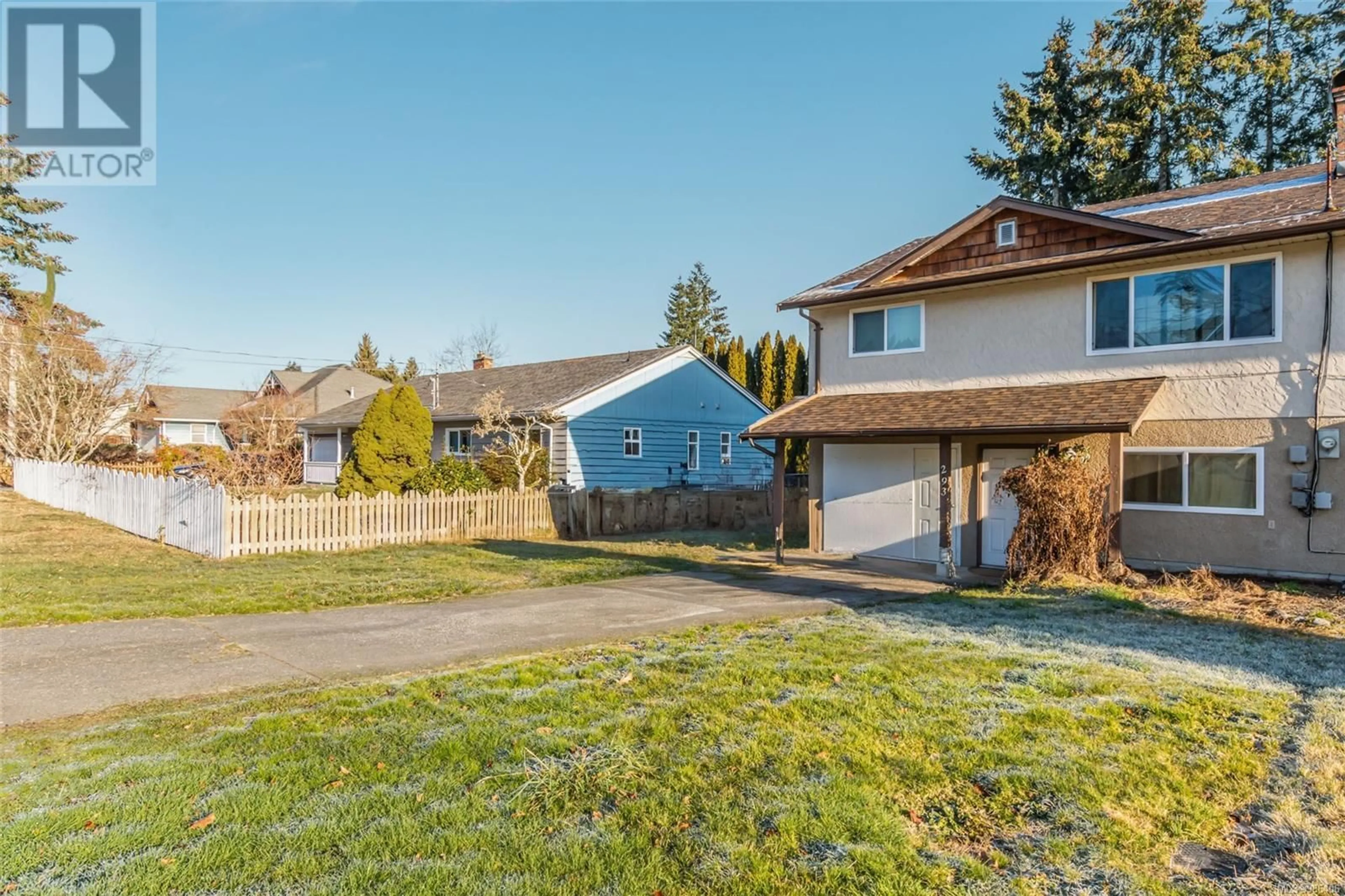 A pic from outside/outdoor area/front of a property/back of a property/a pic from drone, street for 293 4th Ave Exten, Ladysmith British Columbia V9G2B7