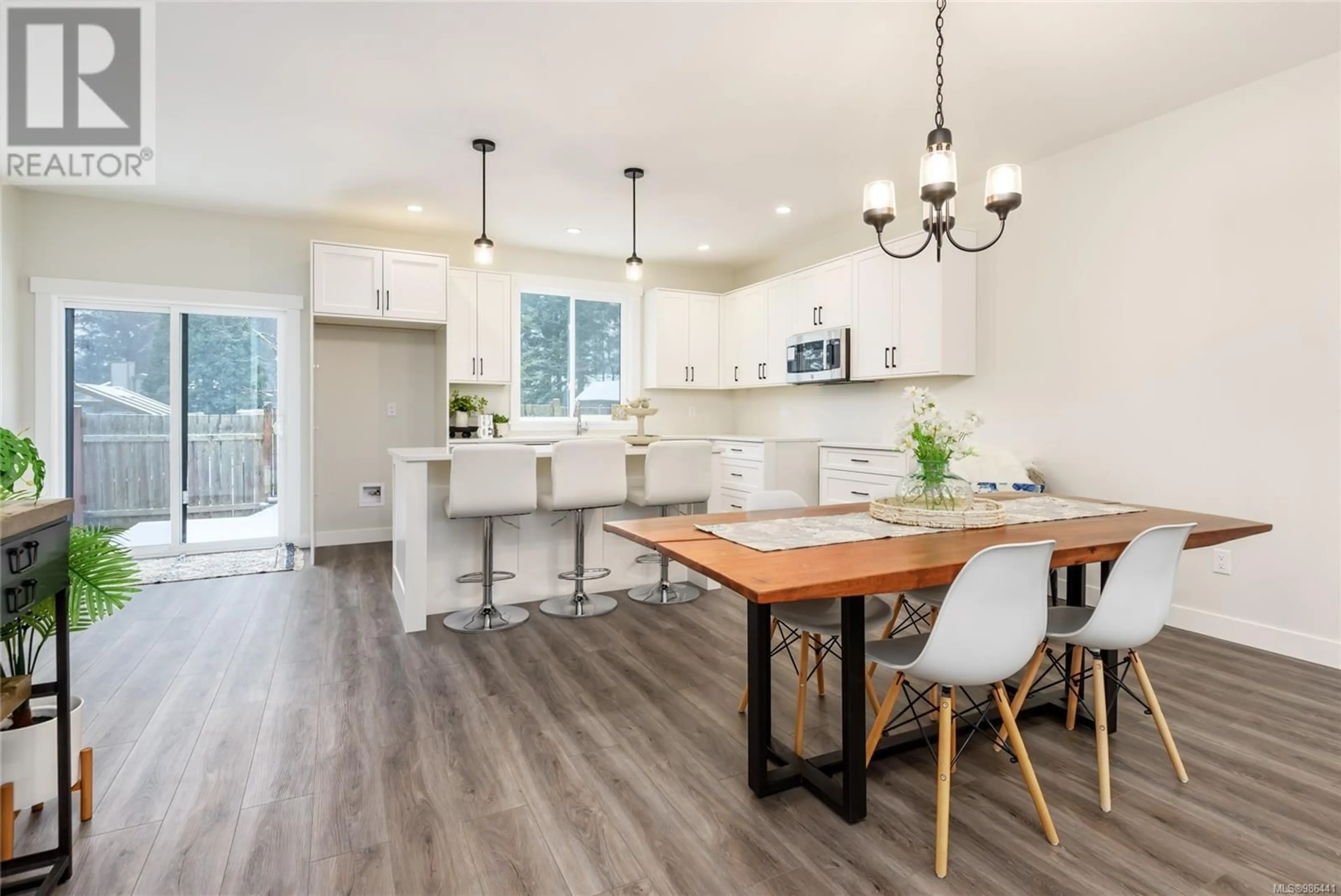 Open concept kitchen, unknown for 1635 Dogwood Ave, Comox British Columbia V9M2W8