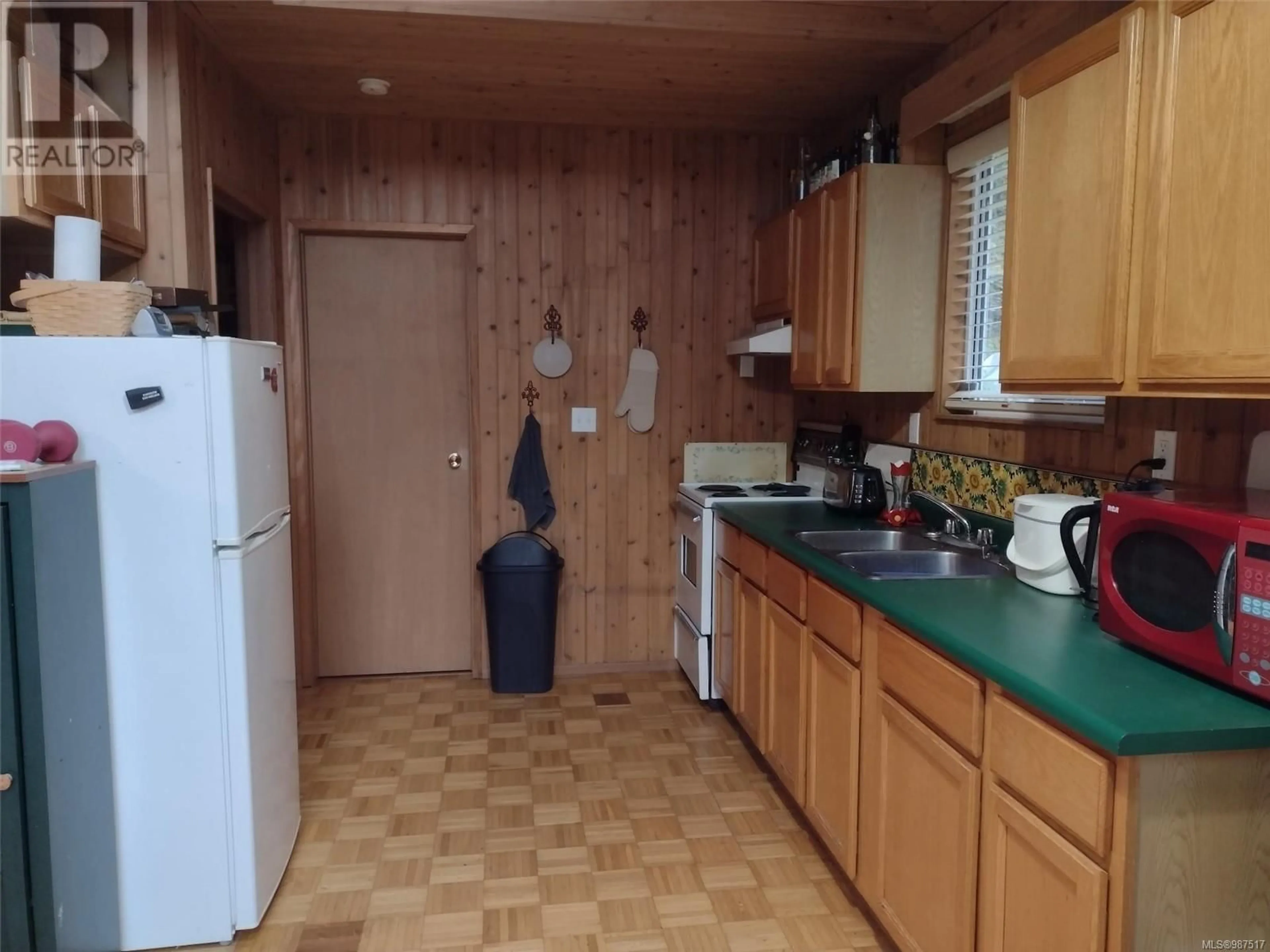 Standard kitchen, unknown for 288 Coho Blvd, Mudge Island British Columbia V0R1X6