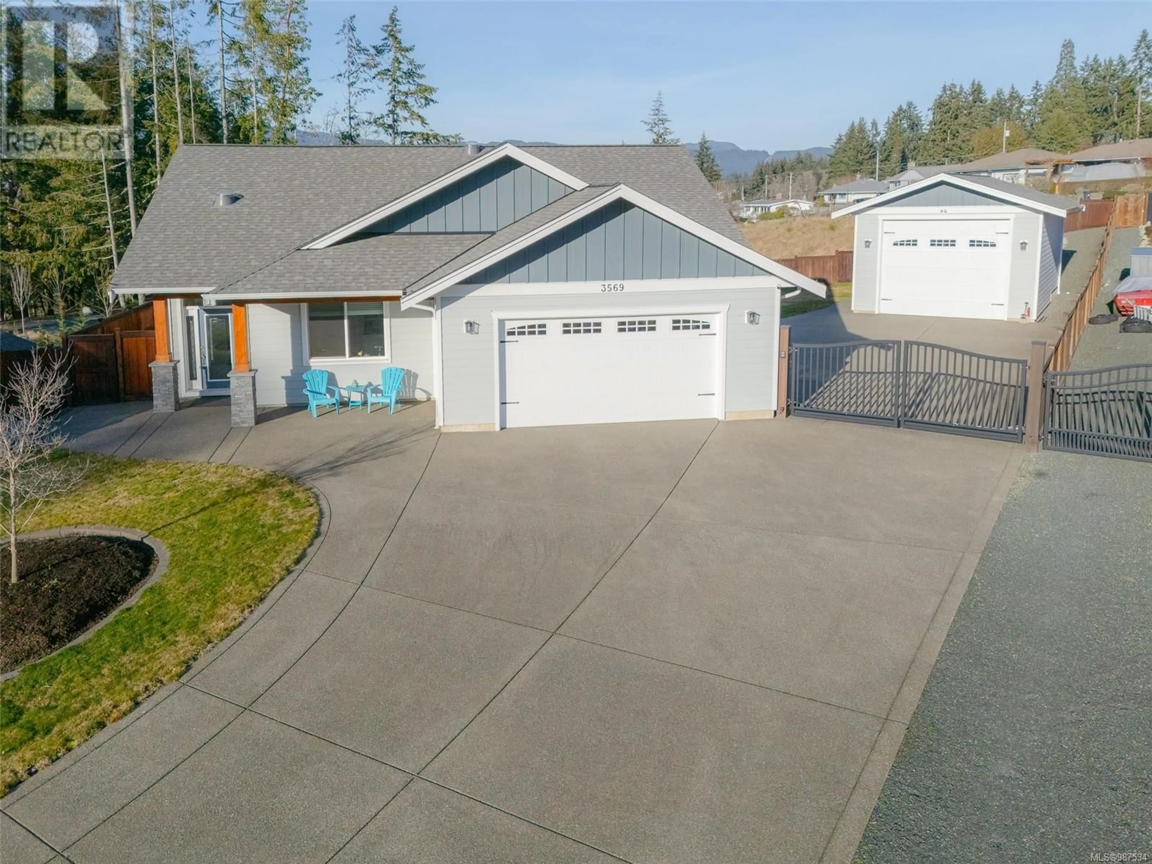 A pic from outside/outdoor area/front of a property/back of a property/a pic from drone, street for 3569 Parkview Cres, Port Alberni British Columbia V9Y0C8