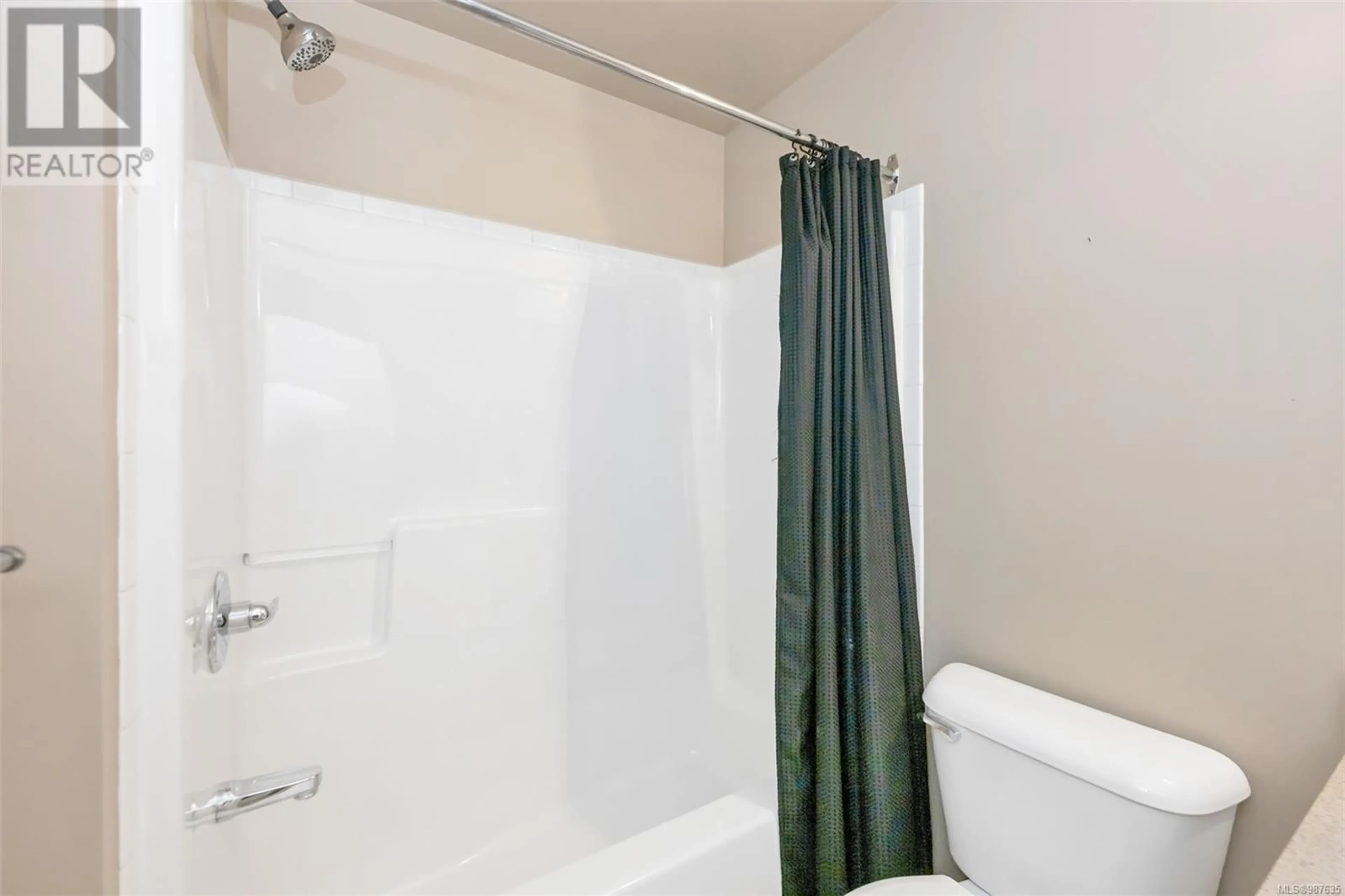 Standard bathroom, unknown for 210 - 825 GOLDSTREAM AVENUE, Langford British Columbia V9B2X8