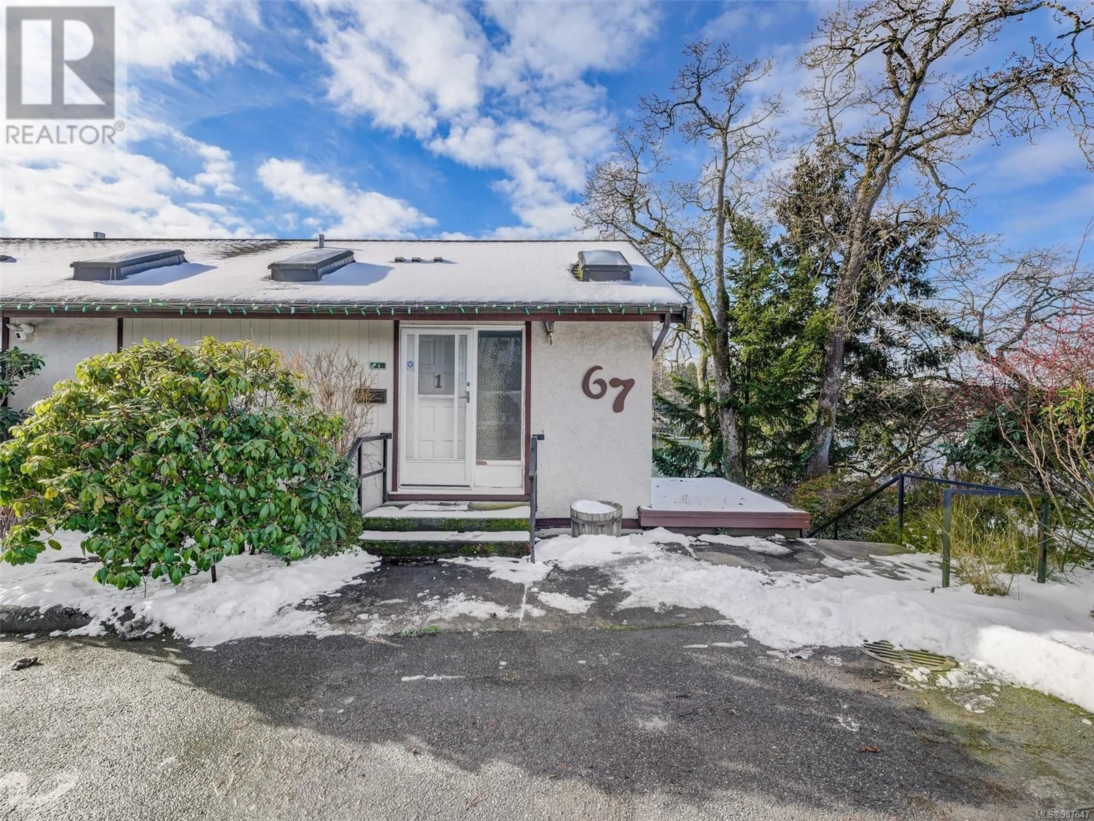 A pic from outside/outdoor area/front of a property/back of a property/a pic from drone, street for 1 - 67 GORGE ROAD WEST, Saanich British Columbia V9A1L9