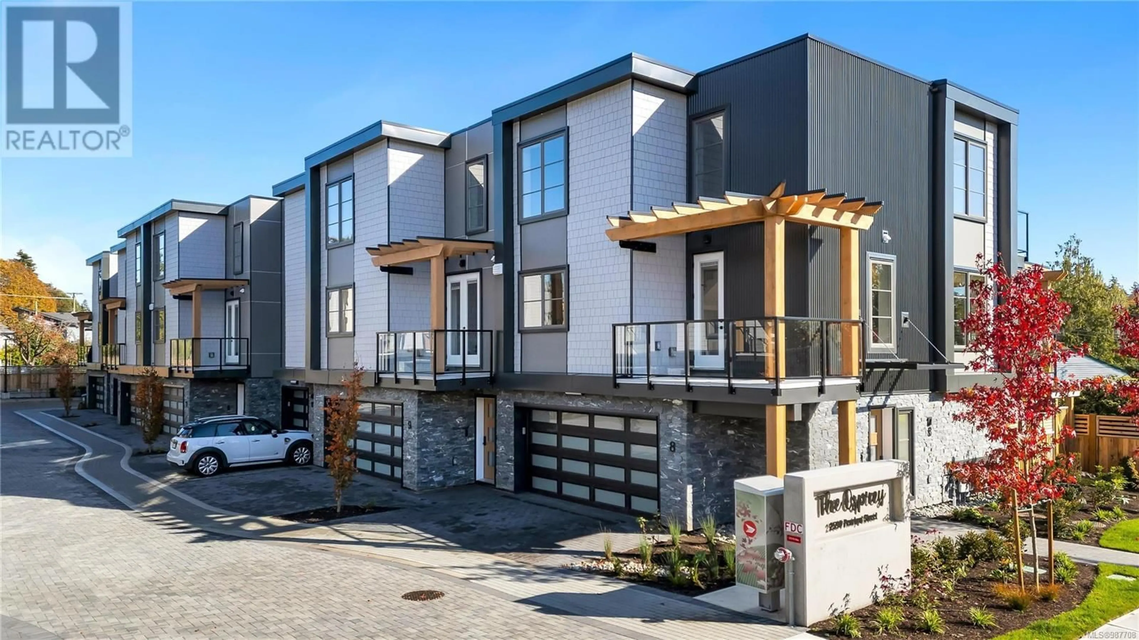 Unknown for 9 - 2590 PENRHYN STREET, Saanich British Columbia V8N1G3