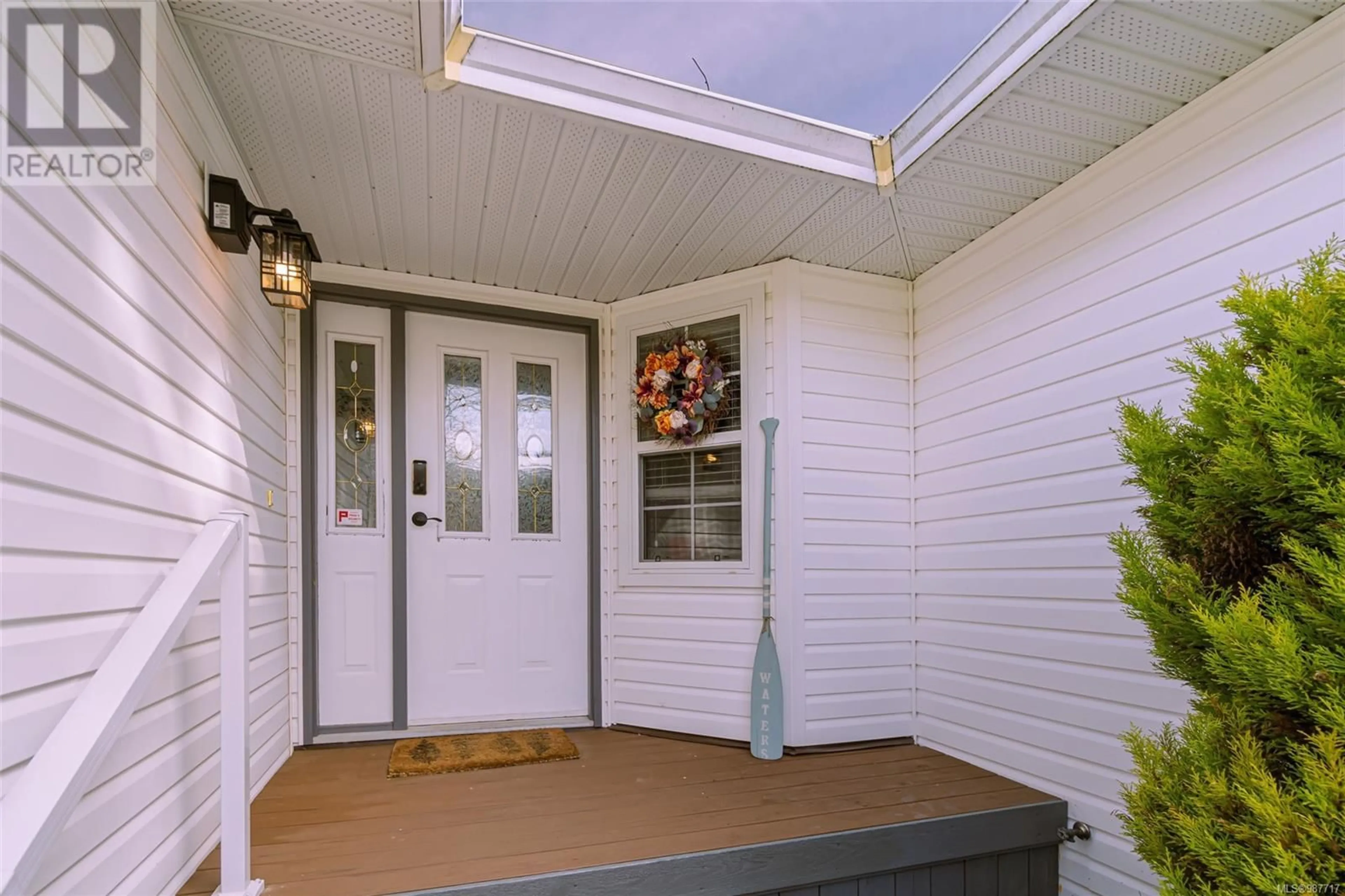 Indoor entryway for 419 Nottingham Dr, Nanaimo British Columbia V9T4T1