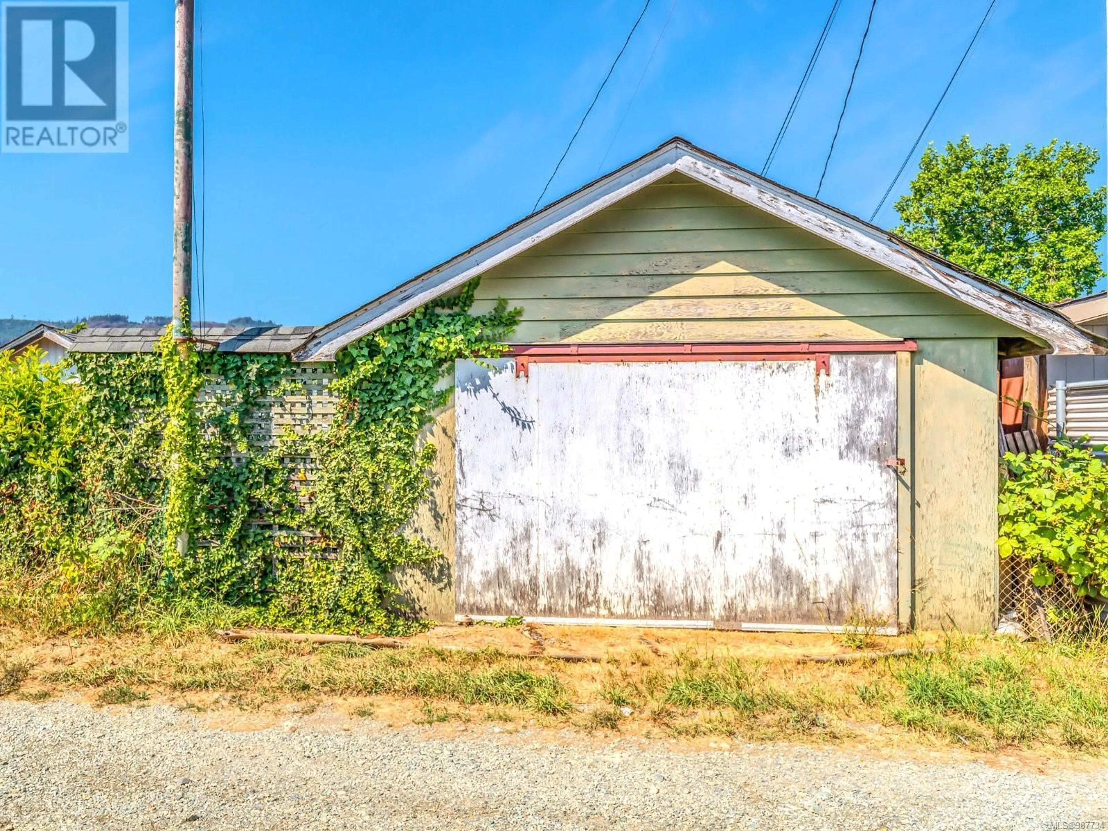 Shed for 2685 4th Ave, Port Alberni British Columbia V9Y2C4