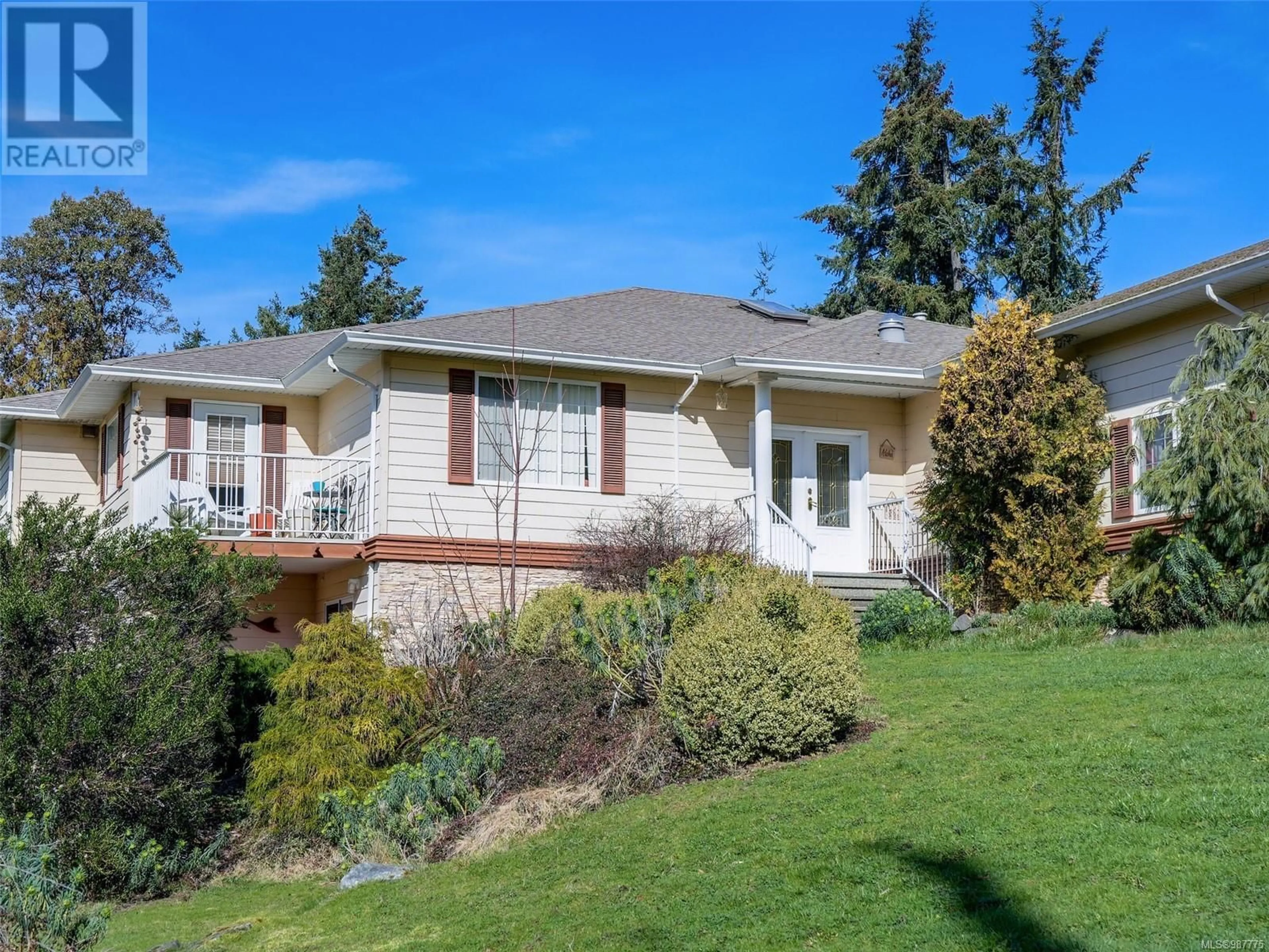 Home with vinyl exterior material, street for 1026 BRICKLEY CLOSE, North Saanich British Columbia V8L5L1