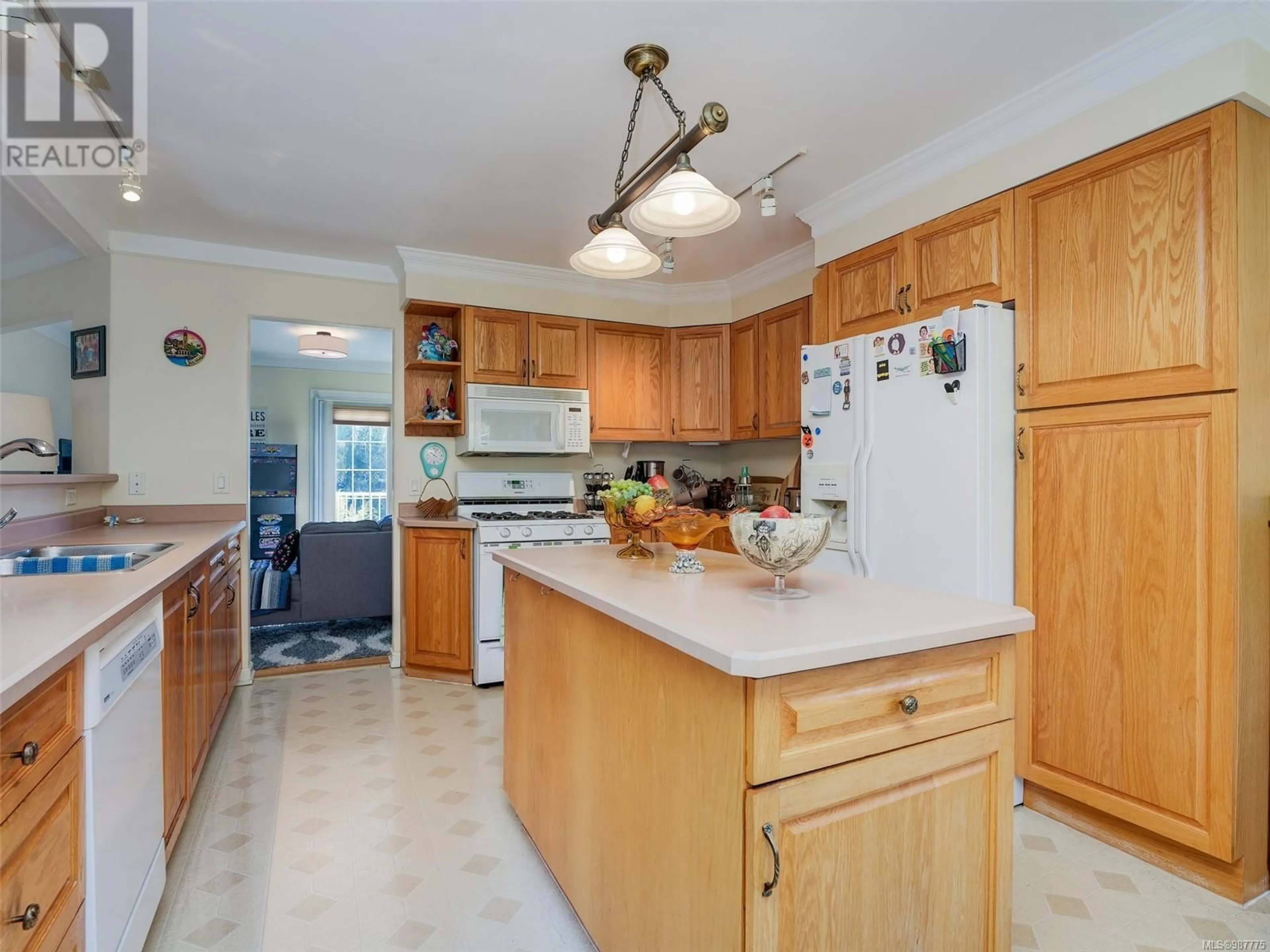 Unknown for 1026 BRICKLEY CLOSE, North Saanich British Columbia V8L5L1