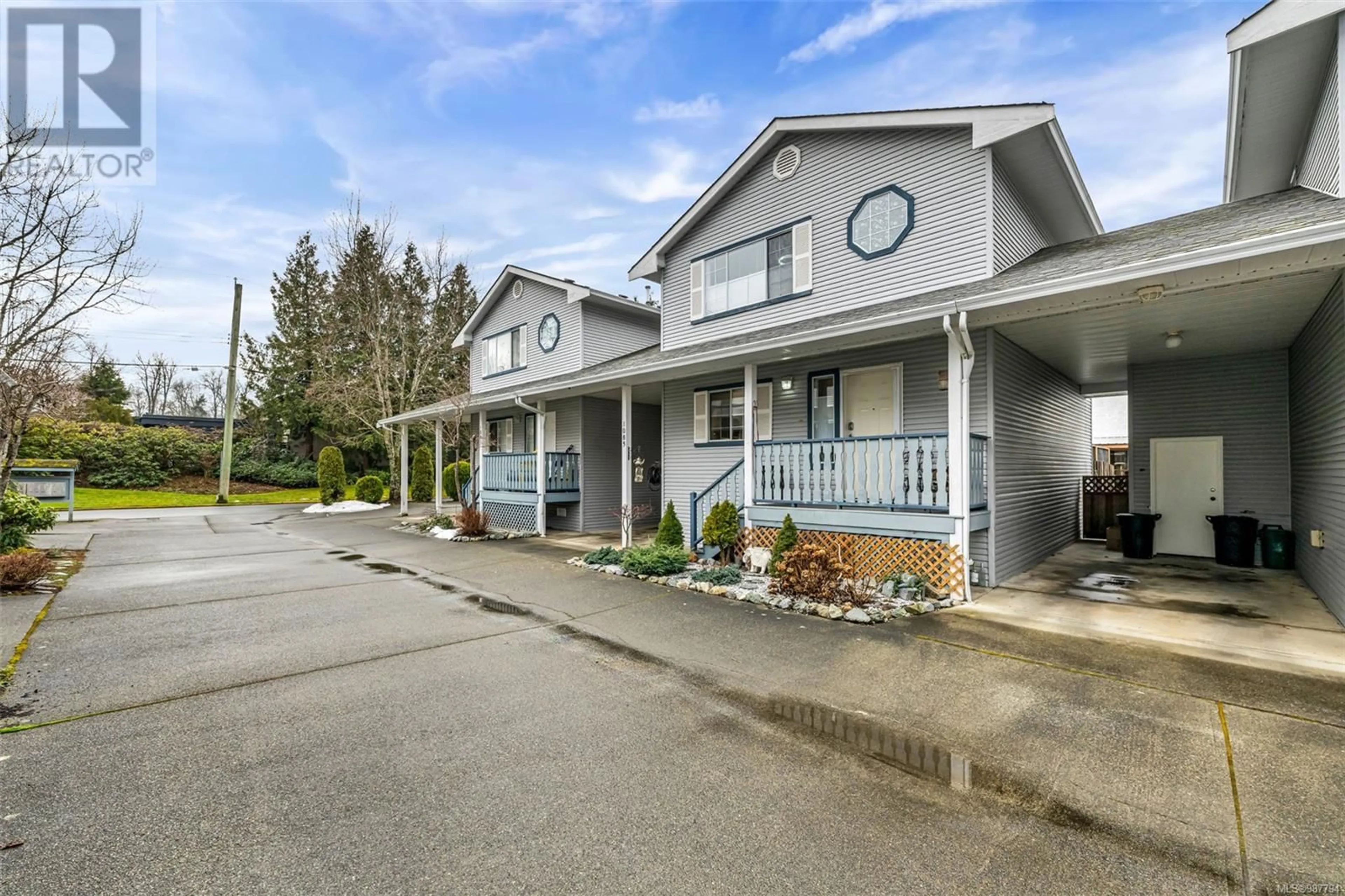 Patio, street for 1083 Wharncliffe Rd, Duncan British Columbia V9L2K6