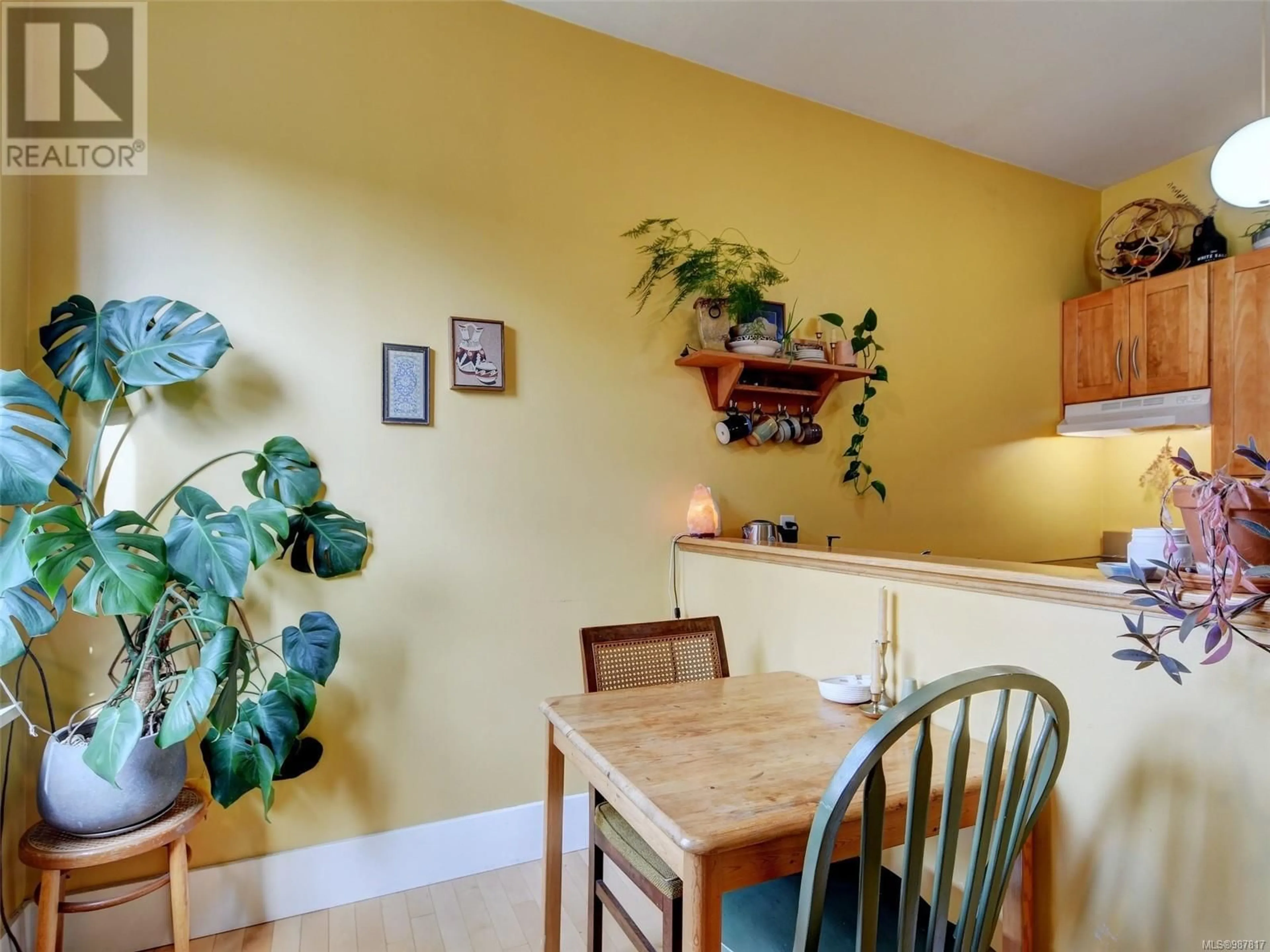 Dining room, unknown for 927/929 Caledonia Ave, Victoria British Columbia V8T1E7