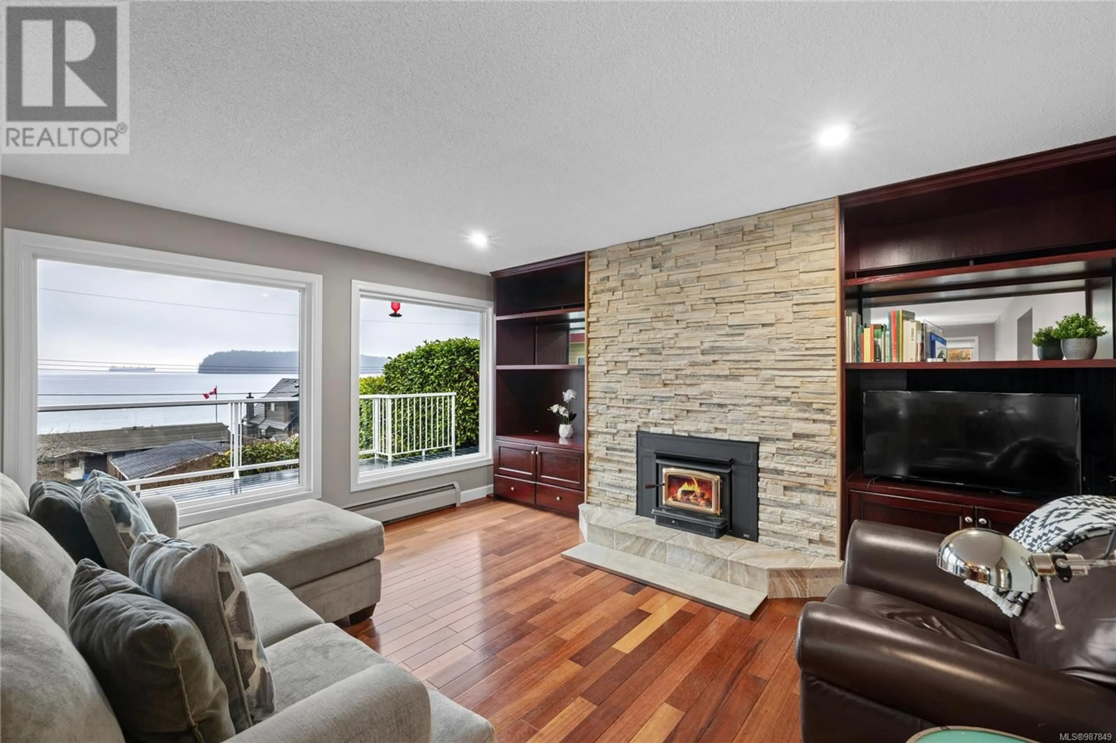 Living room with furniture, unknown for 2645 RANDLE ROAD, Nanaimo British Columbia V9S3X3