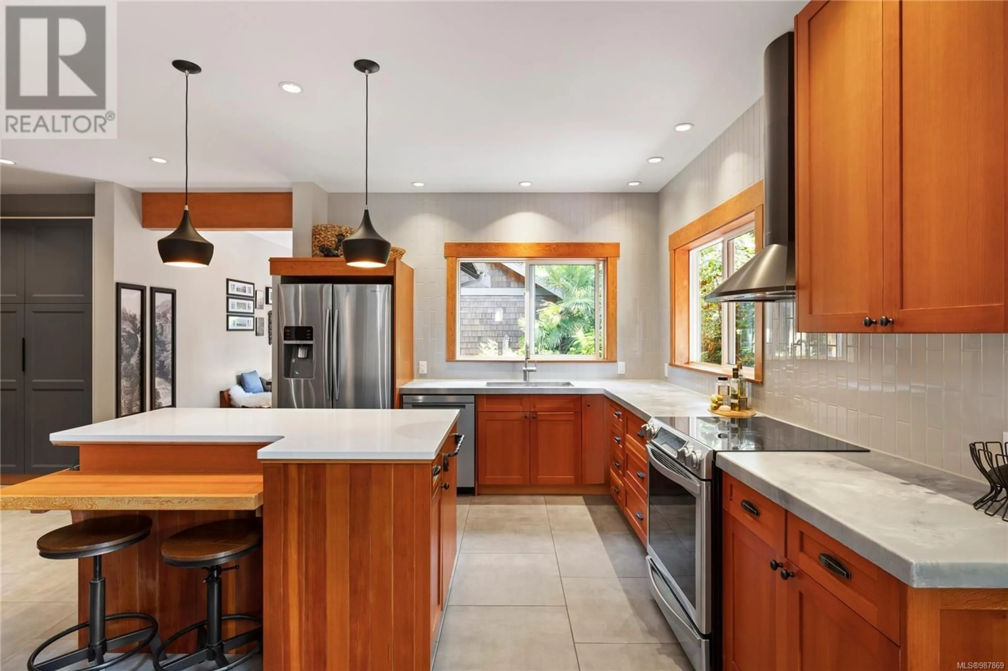 Contemporary kitchen, ceramic/tile floor for 2060 Bel Oak Dr, Nanoose Bay British Columbia V9P9E9