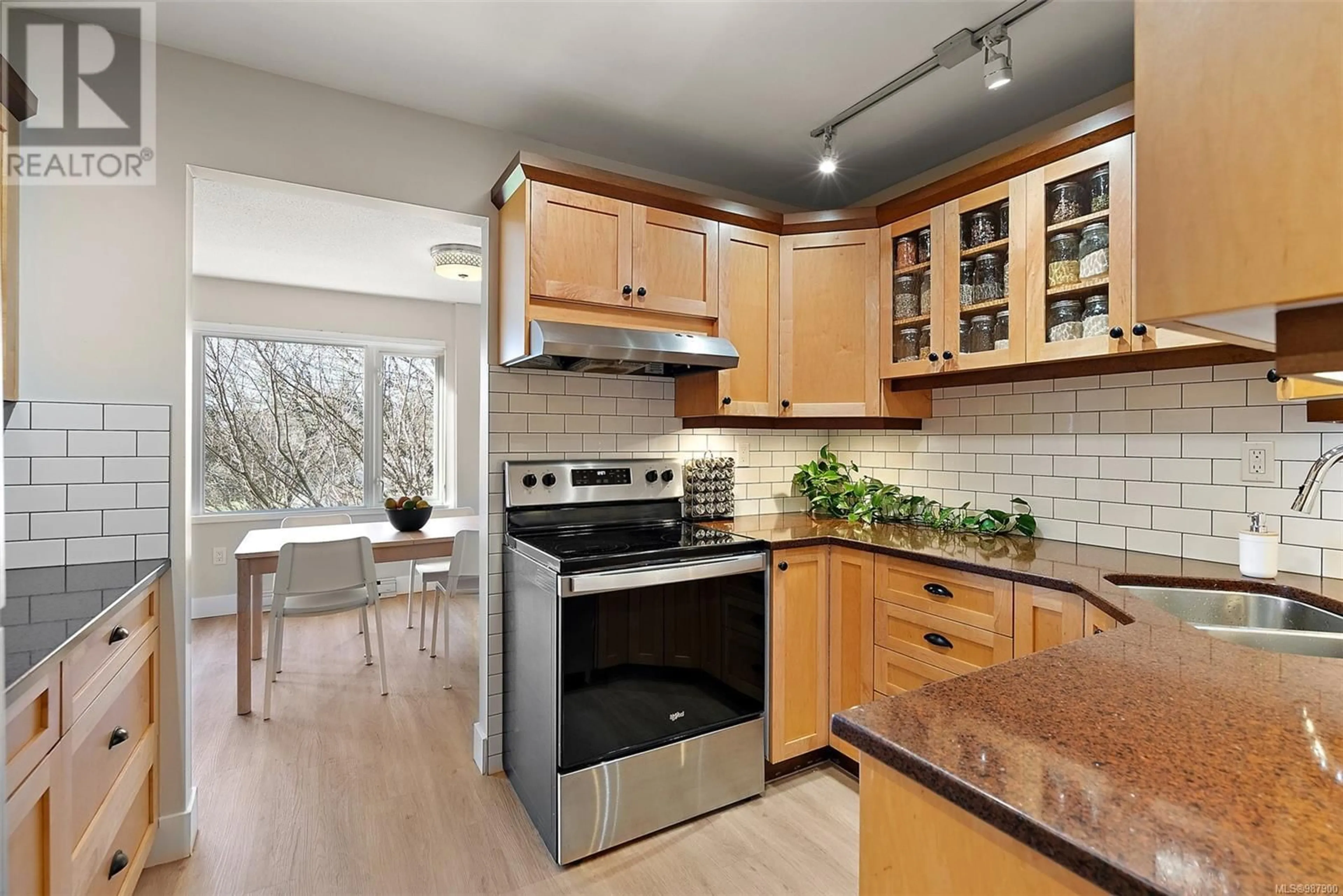 Open concept kitchen, unknown for 209 105 Gorge Rd E, Victoria British Columbia V9A6Z3