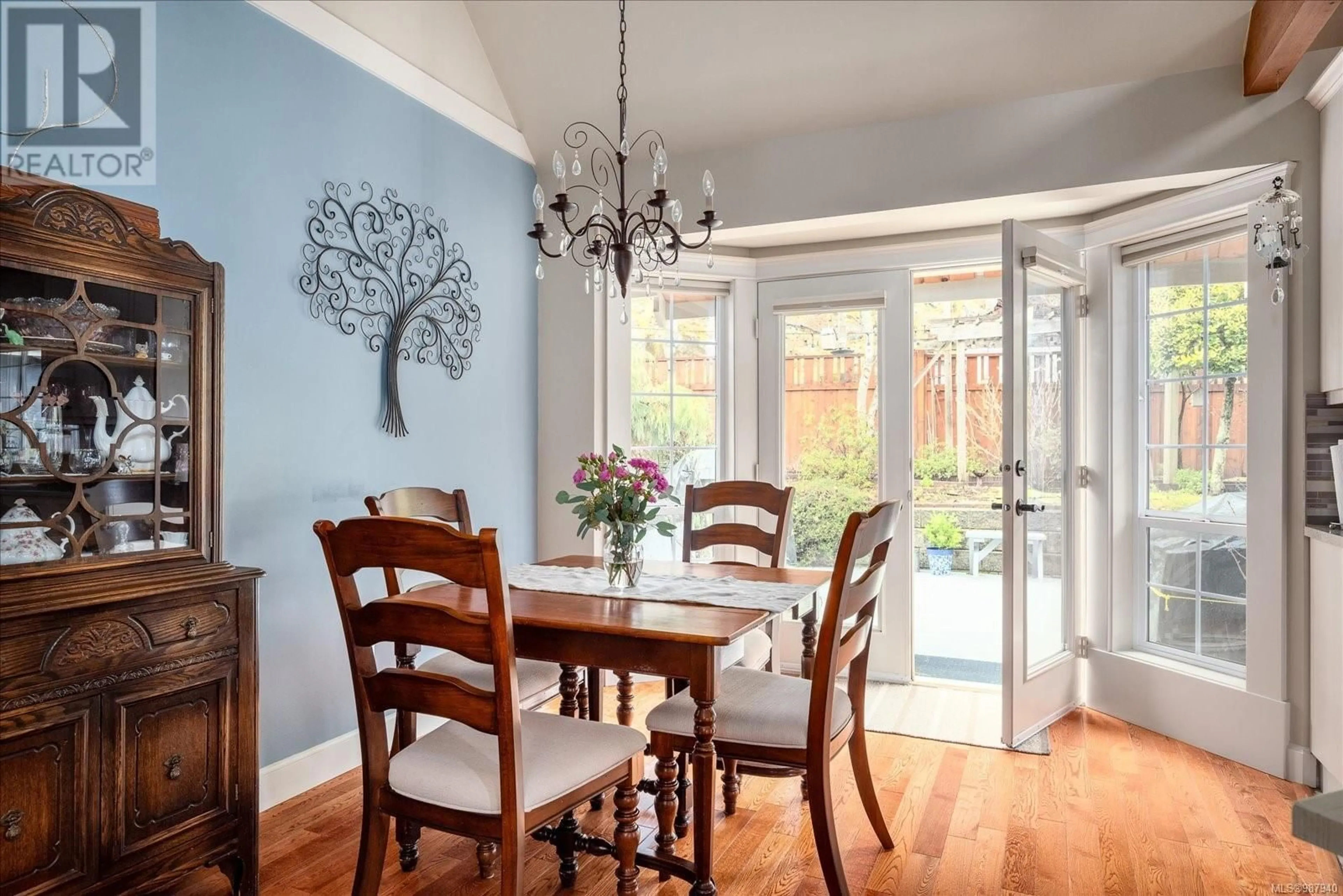 Dining room, wood/laminate floor for 2352 Bonnington Dr, Nanoose Bay British Columbia V9P9M2