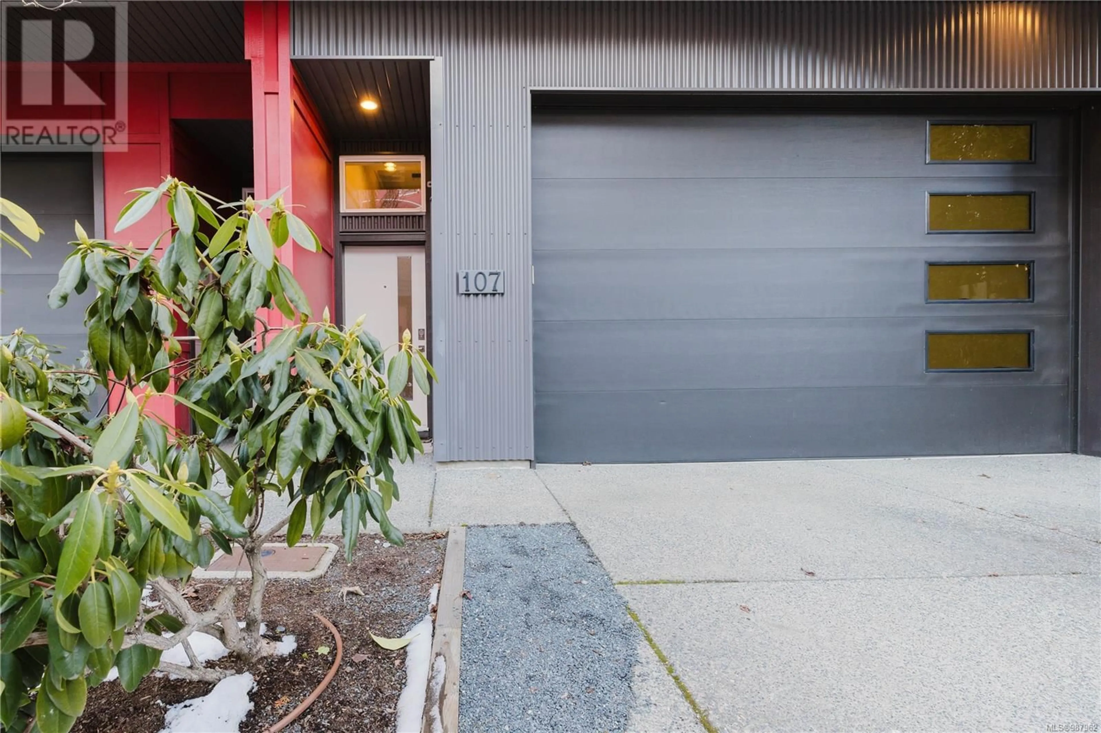 Indoor garage for 107 1021 Springboard Pl, Langford British Columbia V9B3E2