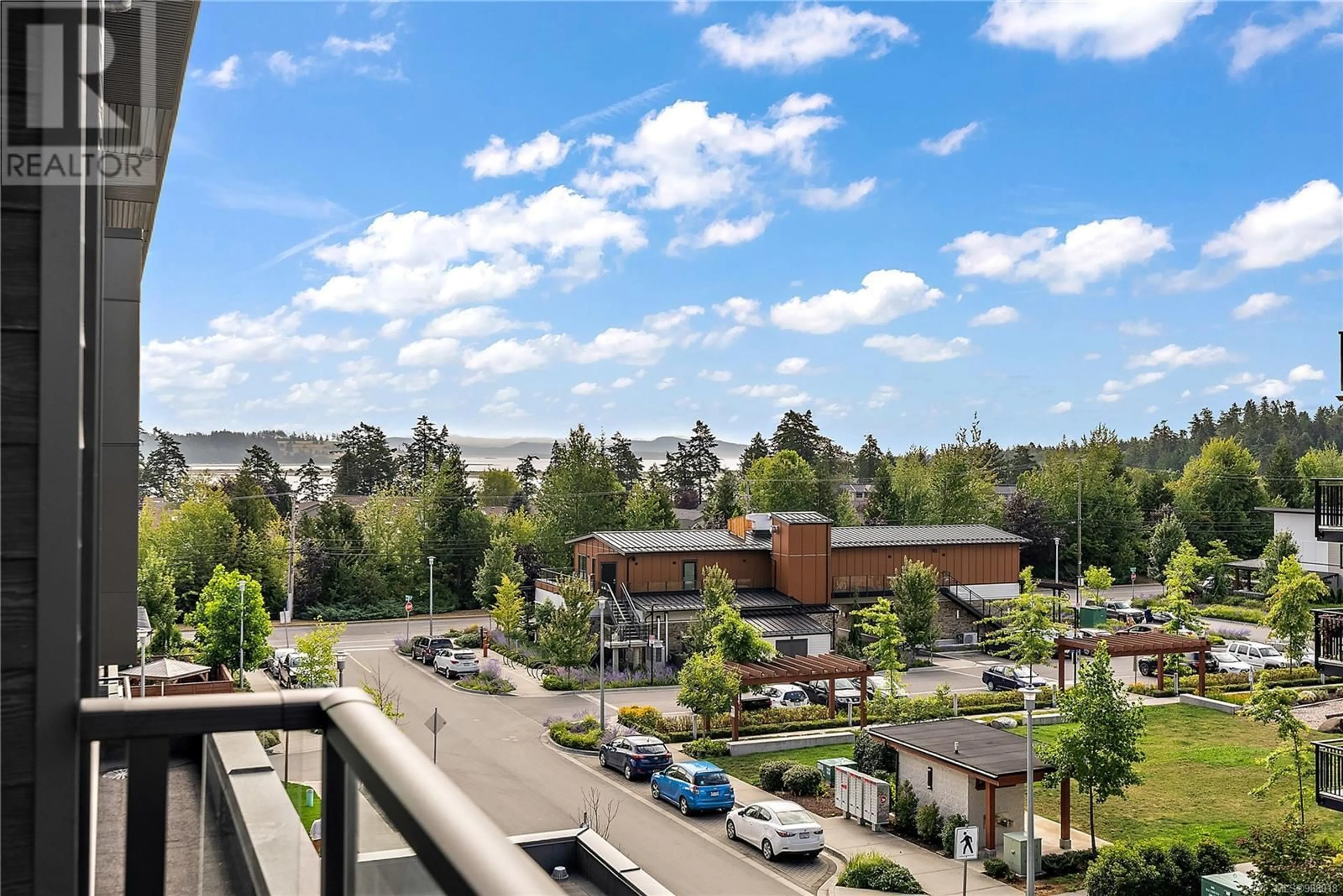 Patio, mountain view for 105 2520 Hackett Cres, Central Saanich British Columbia V8M0B9