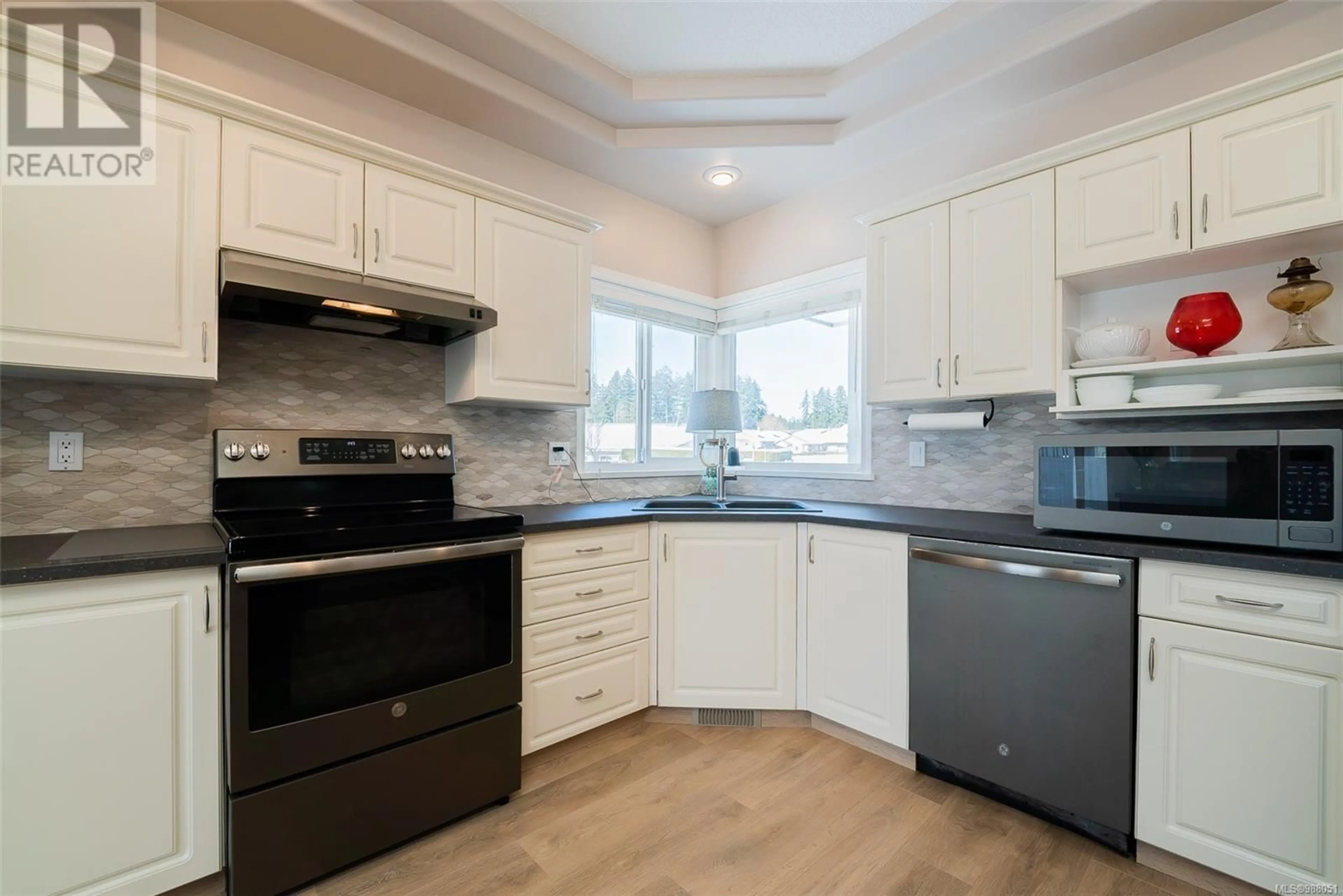 Open concept kitchen, unknown for 5891 Primrose Dr, Nanaimo British Columbia V9T6B8