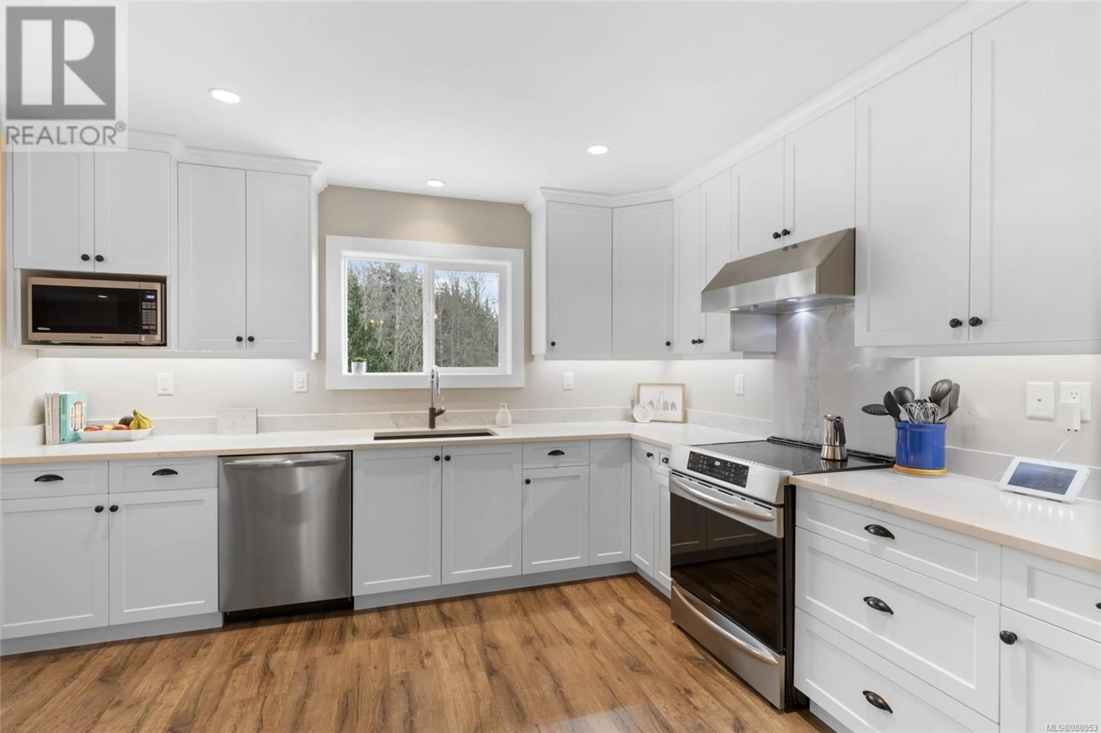 A pic from outside/outdoor area/front of a property/back of a property/a pic from drone, mountain view for 4090 OTTER POINT ROAD, Sooke British Columbia V9Z0K2